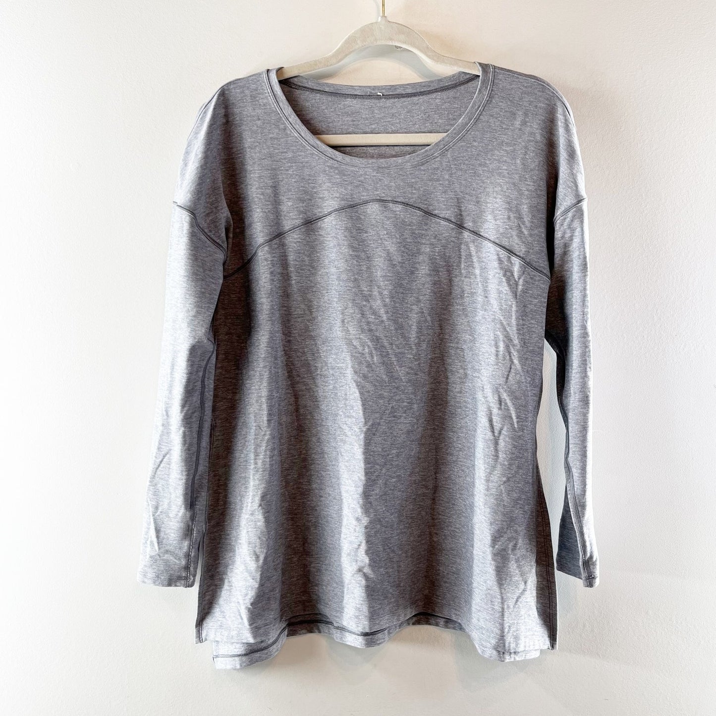 Lululemon Athletica Hit Unwind Long Sleeve T-Shirt Heathered Magnet Grey Small