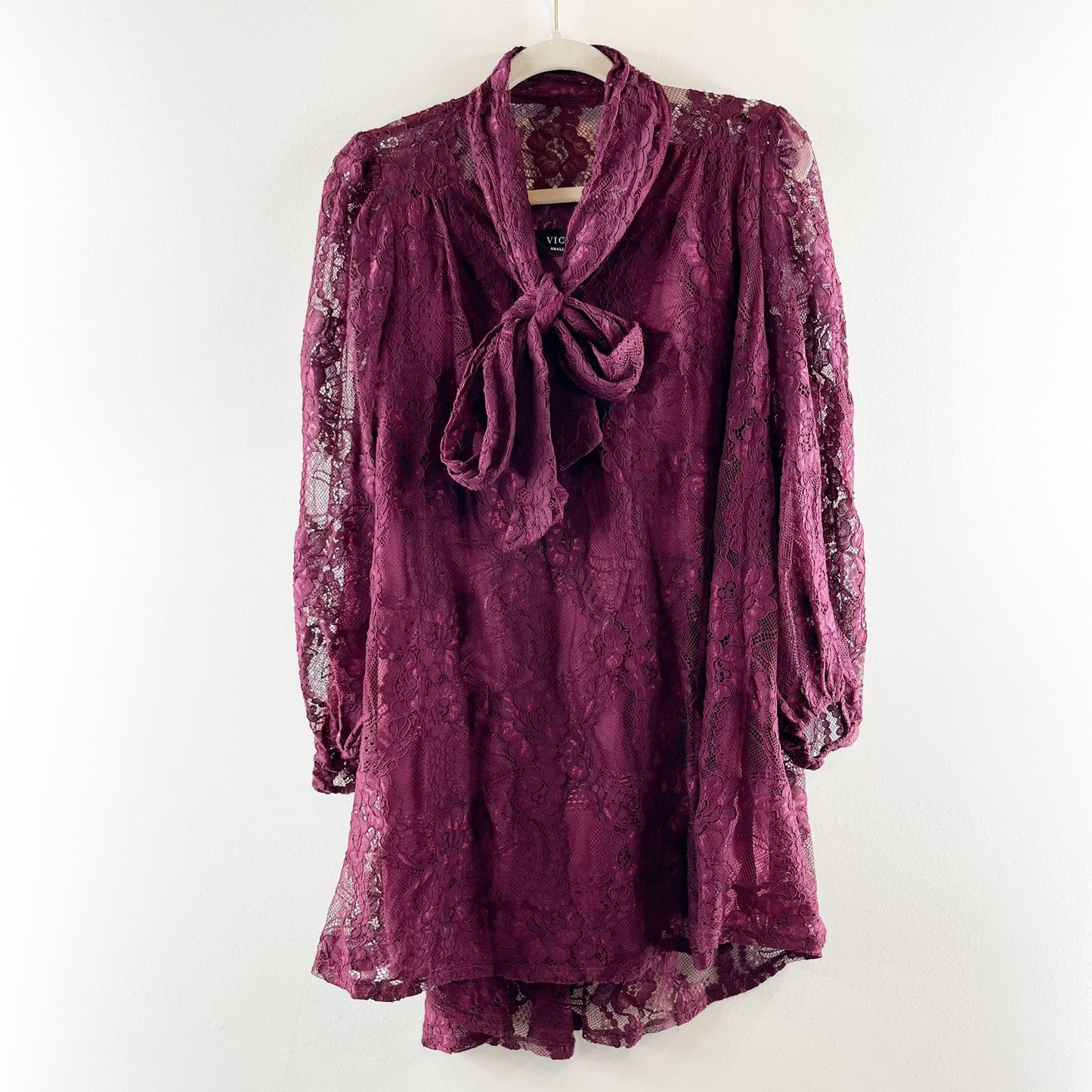 VICI Rather Be Necktie Lace Long Sleeve Tunic Mini Dress Maroon Burgundy Small