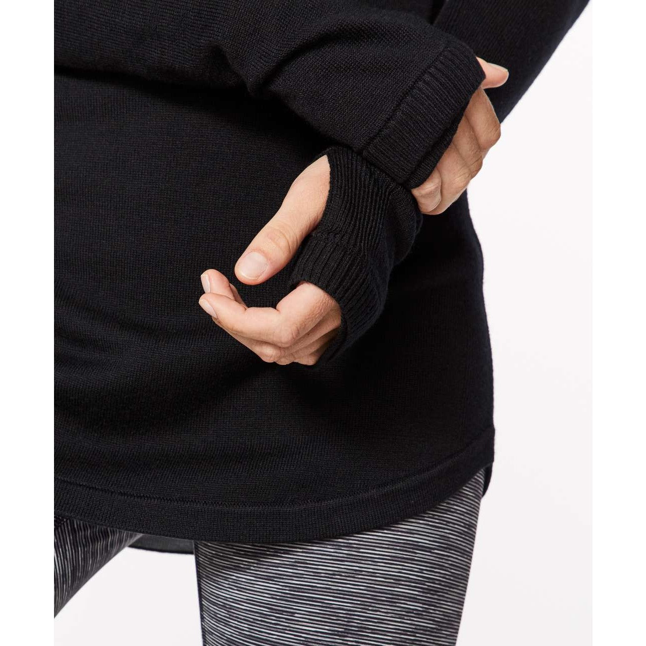 Lululemon Be Bold Backbend Cashmere Blend Long Sleeve Thumbhole Sweater Black S