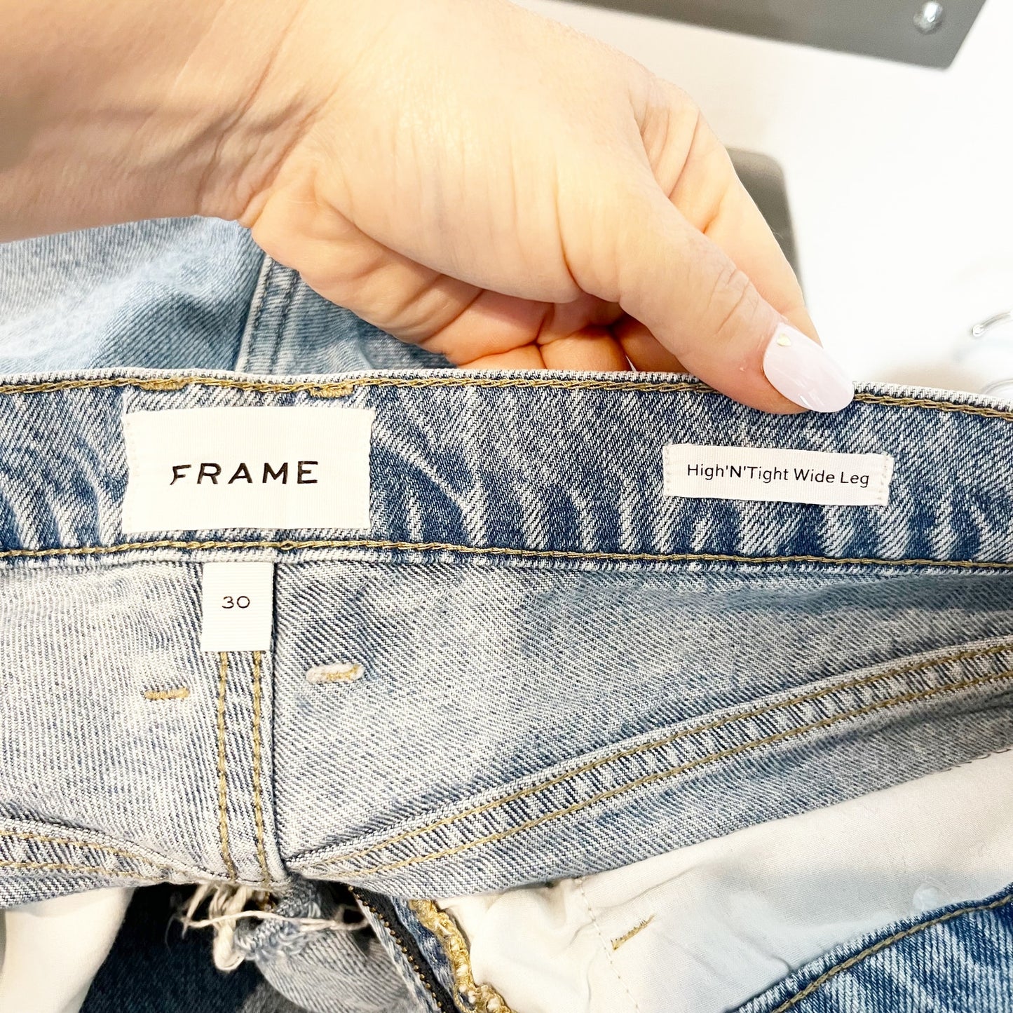 FRAME Le High N Tight High Rise Wide Leg Step Hem Jeans Blue 30 / 10