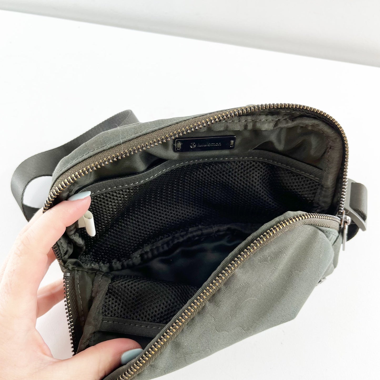 Lululemon Everywhere Belt Bag Fanny Pack Army Green