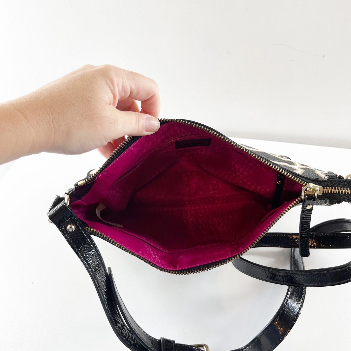 Kate Spade Chrissy Moroccan Print Crossbody Purse Bag Black