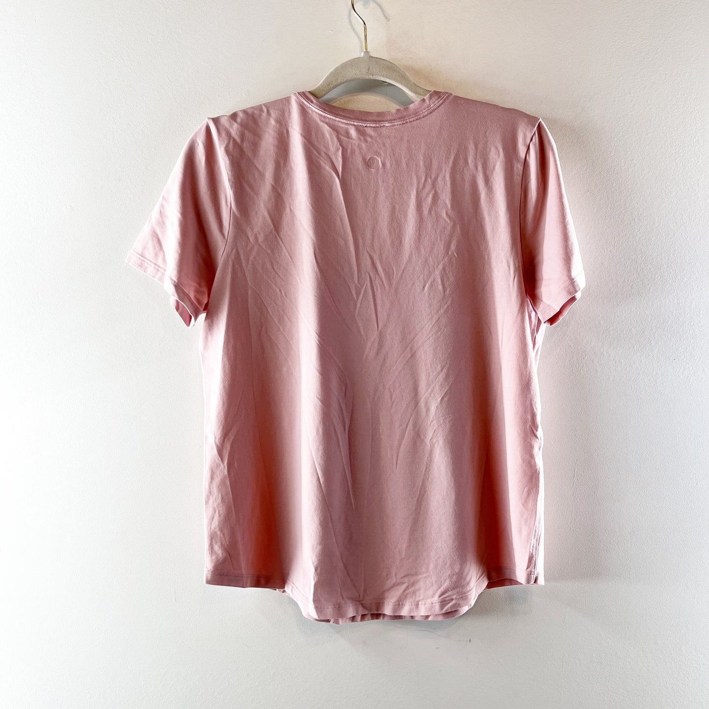 Lululemon Athletica Love Short Sleeve V-Neck T-Shirt Pink Pearl 8 / Medium