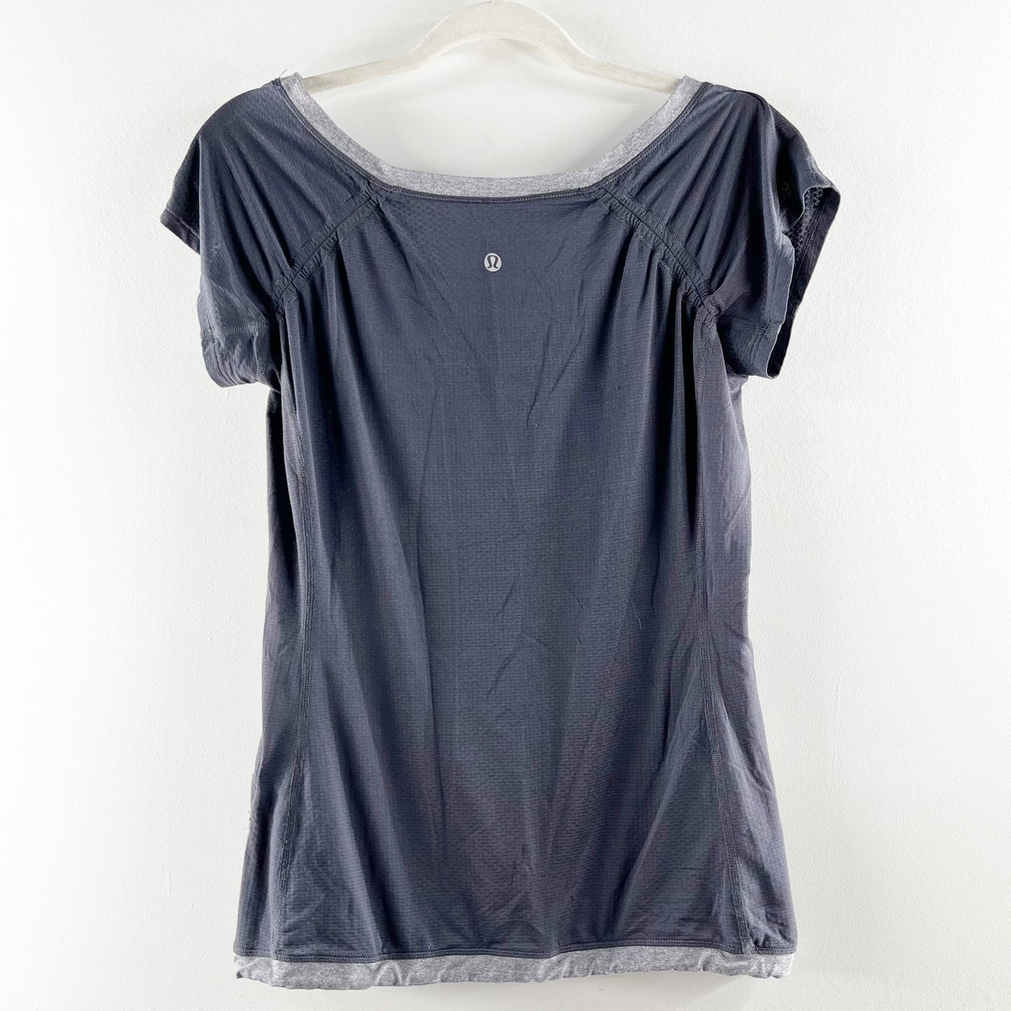 Lululemon Short Sleeve Willpower Scoopneck Cinch Waist T-Shirt Gray 8