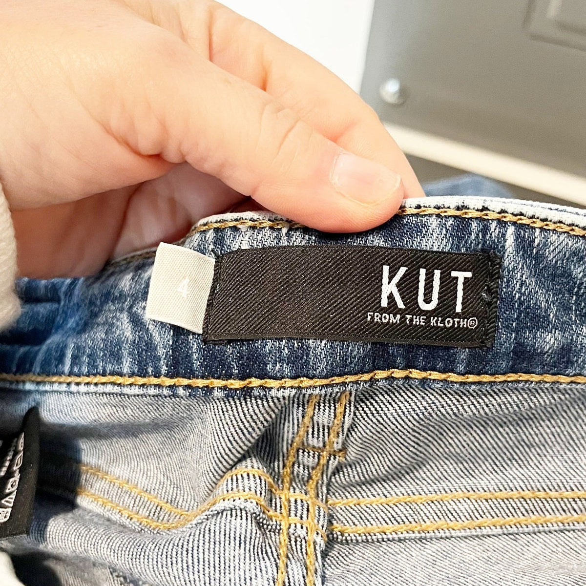 Kut From The Kloth Kelsey Mid Rise Ankle Flare Jeans Blue 4