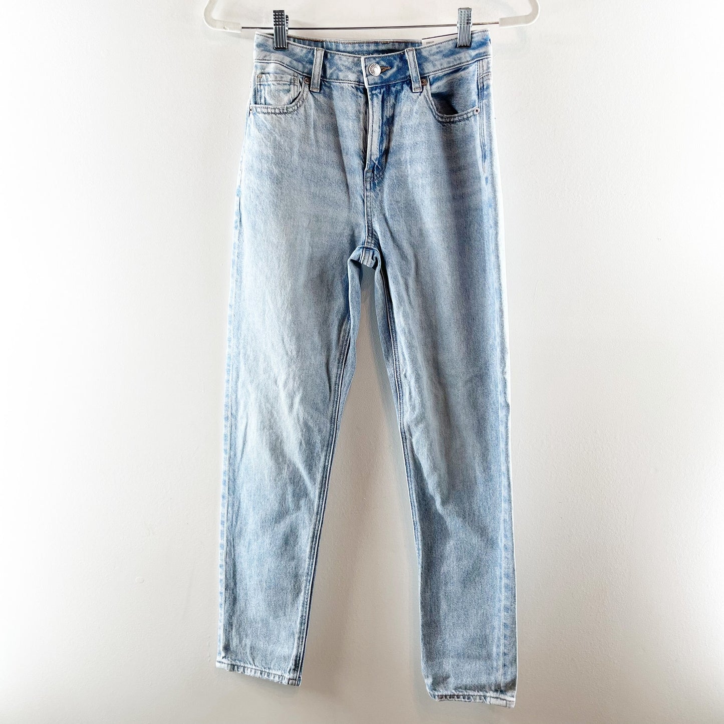 American Eagle Outfitters Strigid High Rise Mom Jeans Blue Breeze US 0 / 25