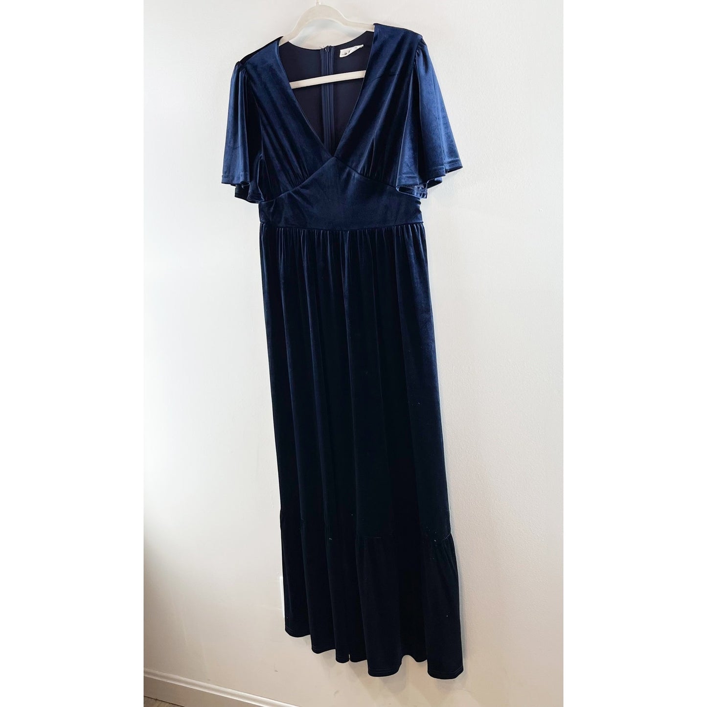 In Loom Velvet Flutter Sleeve V-Neck Tiered Ruffle Maxi Dress Midnight Blue M