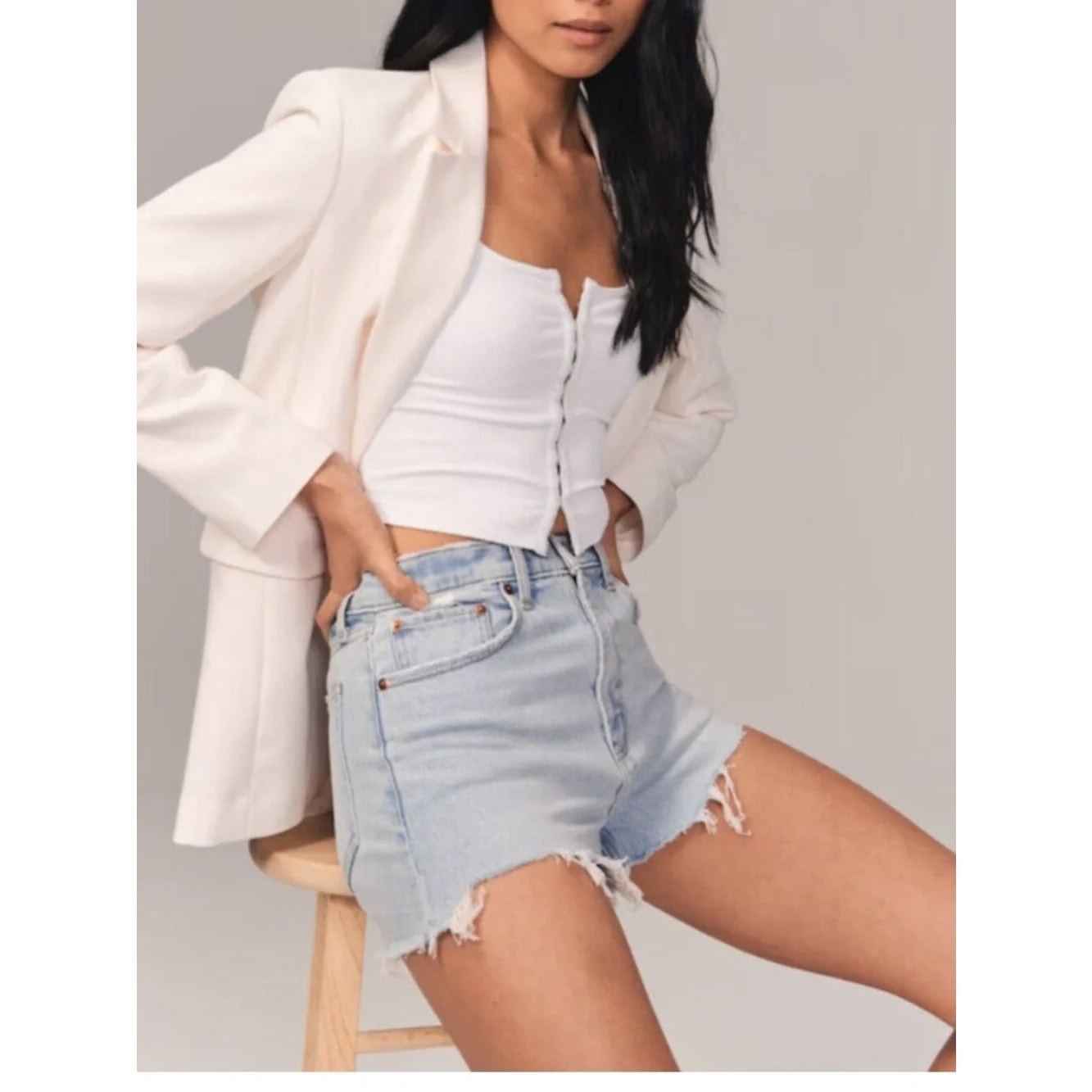 Abercrombie & Fitch High Waisted Distressed Denim Mom Short Light Wash Blue 27