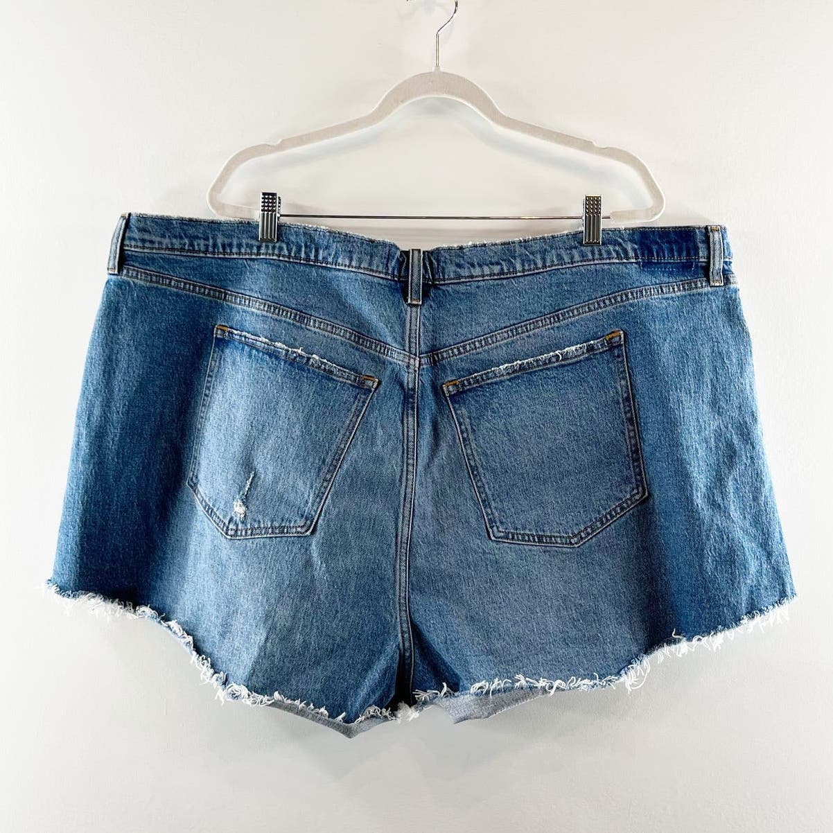 Abercrombie & Fitch The '90s Relaxed Cutoff Jean Shorts High Rise Curve Love 24