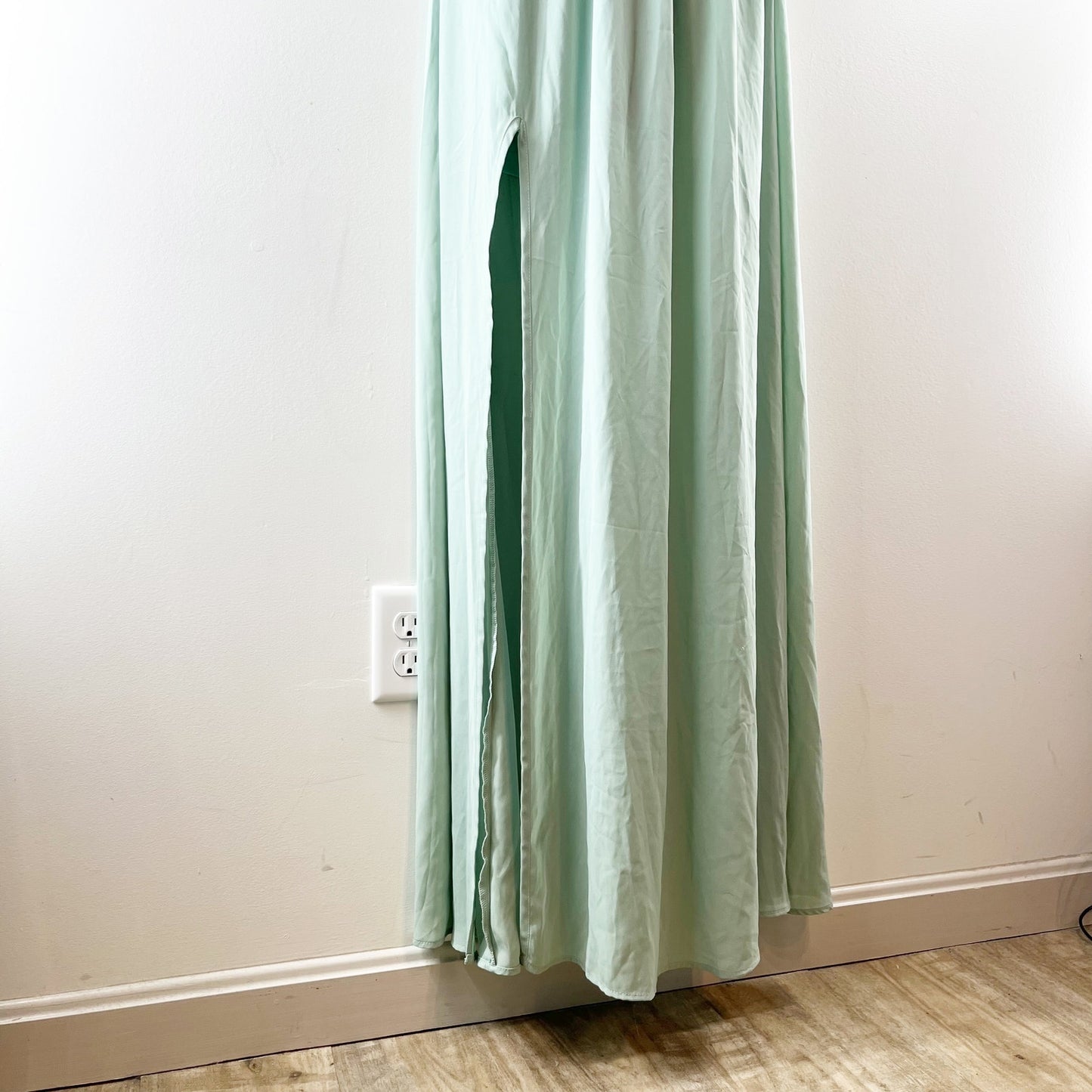 Show Me Your Mumu Sleeveless Slit Heather Halter Maxi Dress Light Green Large