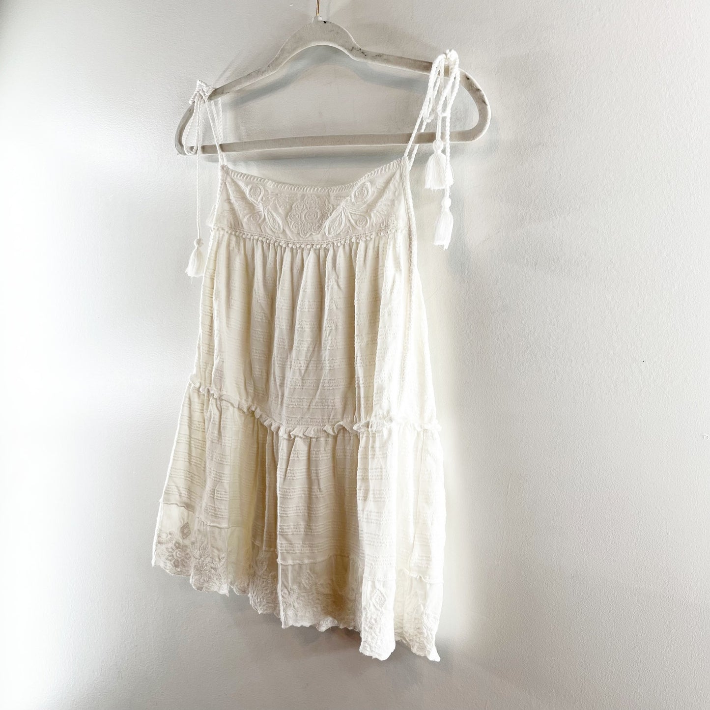 Anthropologie Sleeveless Tie Shoulder Eyelet Tiered Tank Top White Small