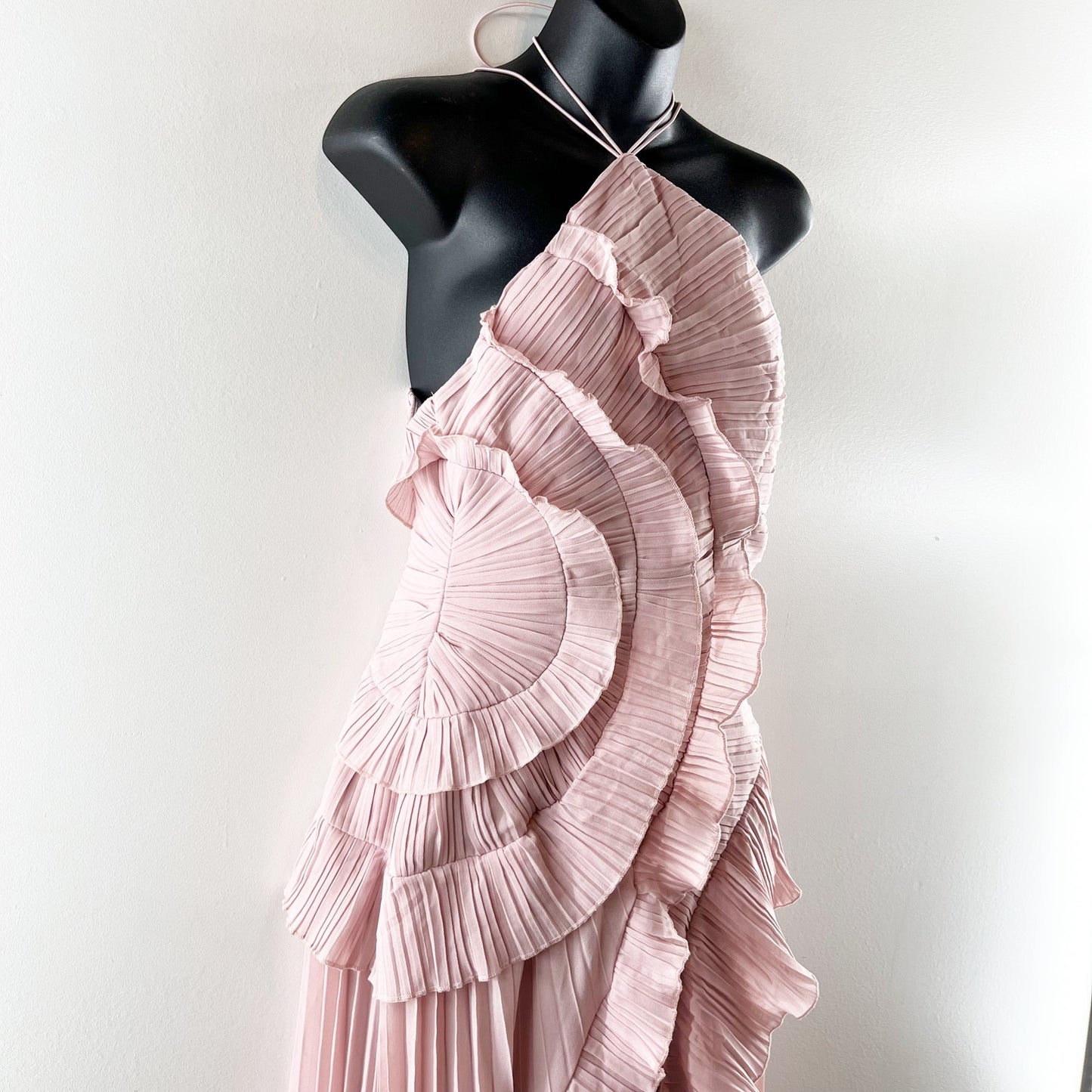 Boutique High Neck Ruffled Pleated Halter Maxi Dress Gown Blush Pink Medium