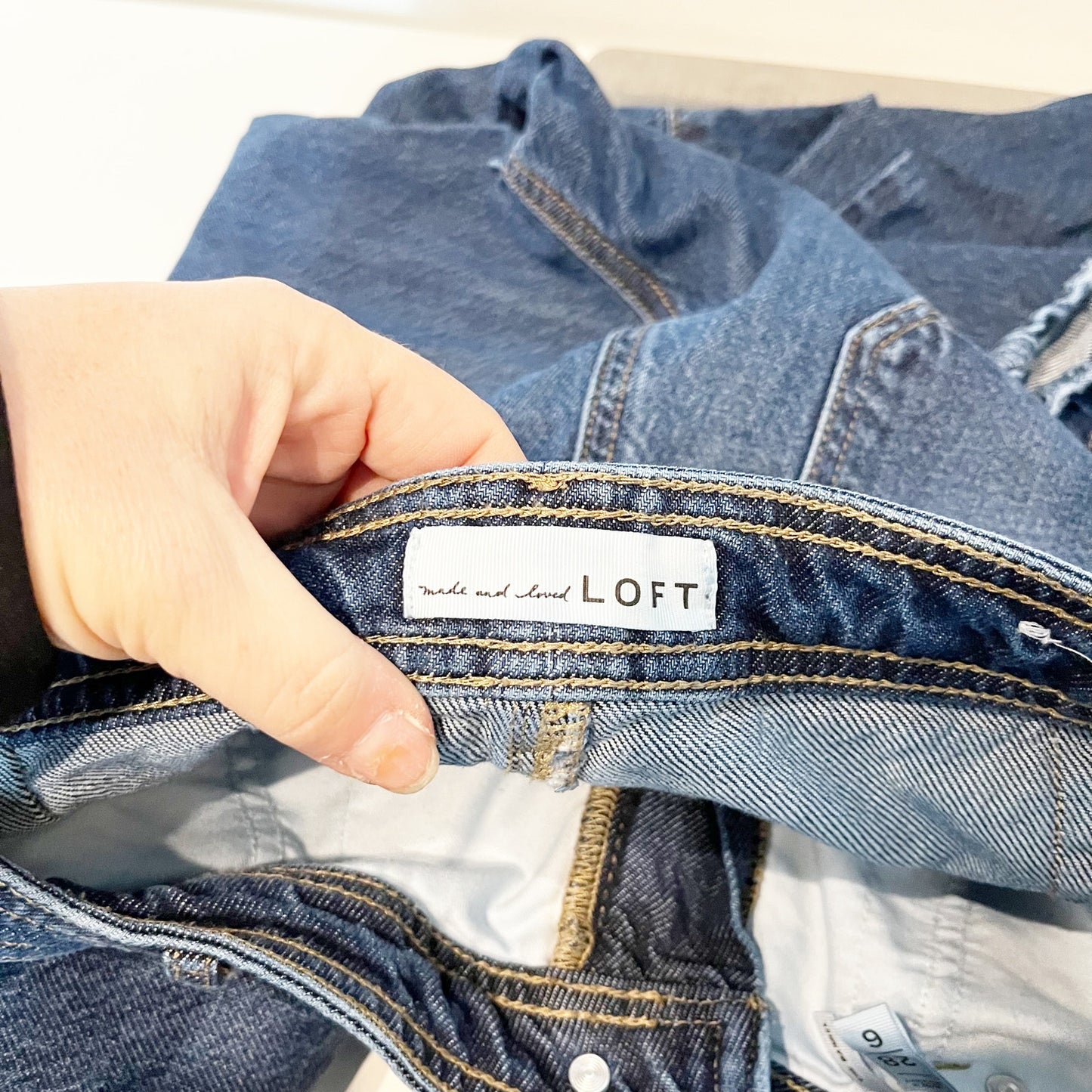 LOFT High Waisted Dark Wash Ankle Denim The Barrel Jeans Blue 6 / 28