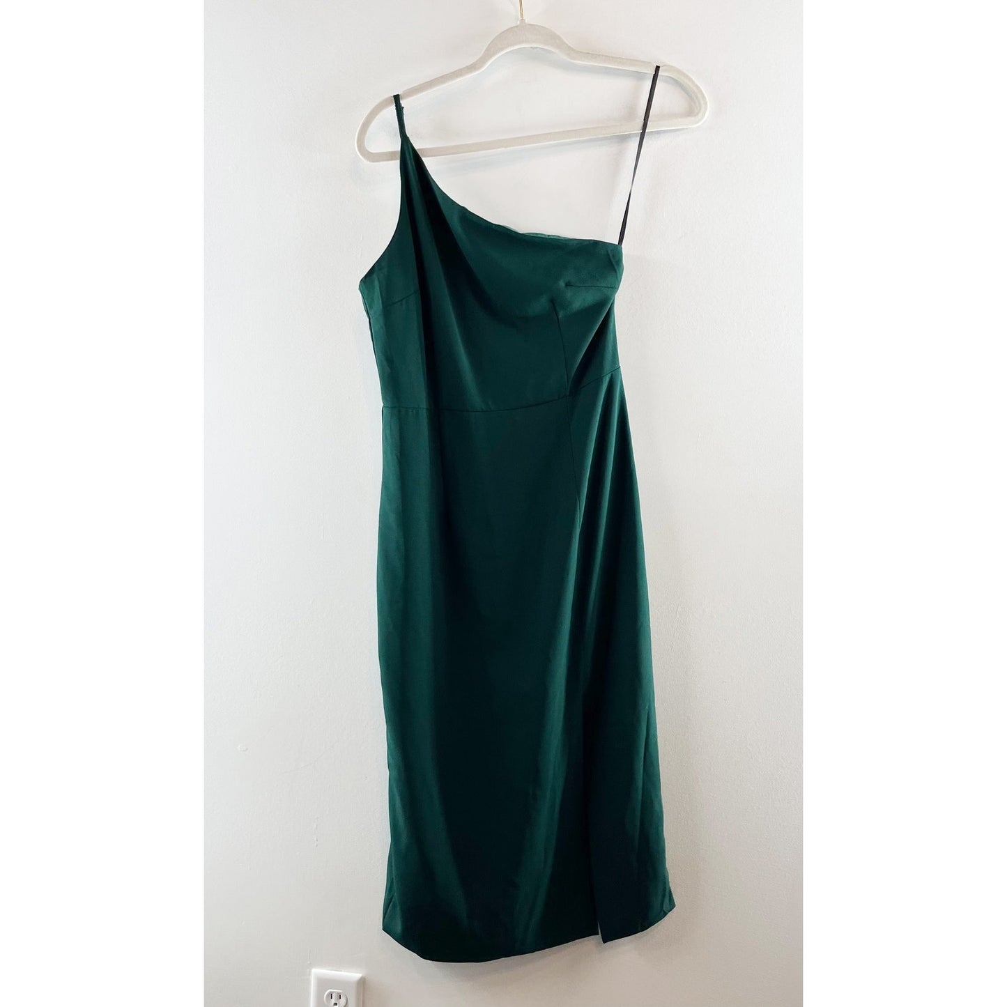 Petal + Pup Xiomar One Shoulder Midi Dress Emerald Green 2