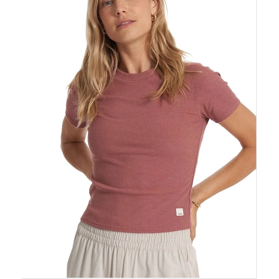 Vuori Pose Ribbed Crewneck Tee Shirt Top Rosewood Heather Pink Small
