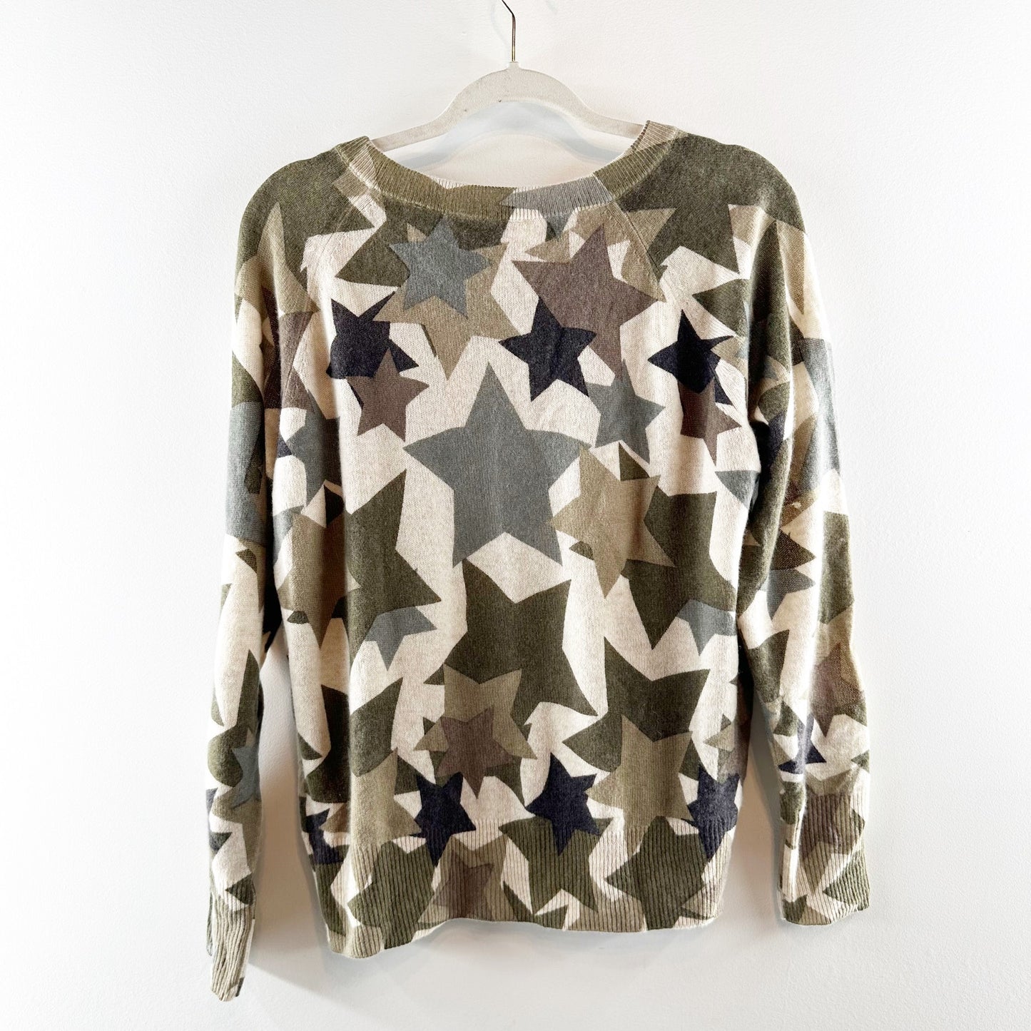 White & Warren Cashmere Star Print Long Sleeve Camo Crewneck Sweater Small Green