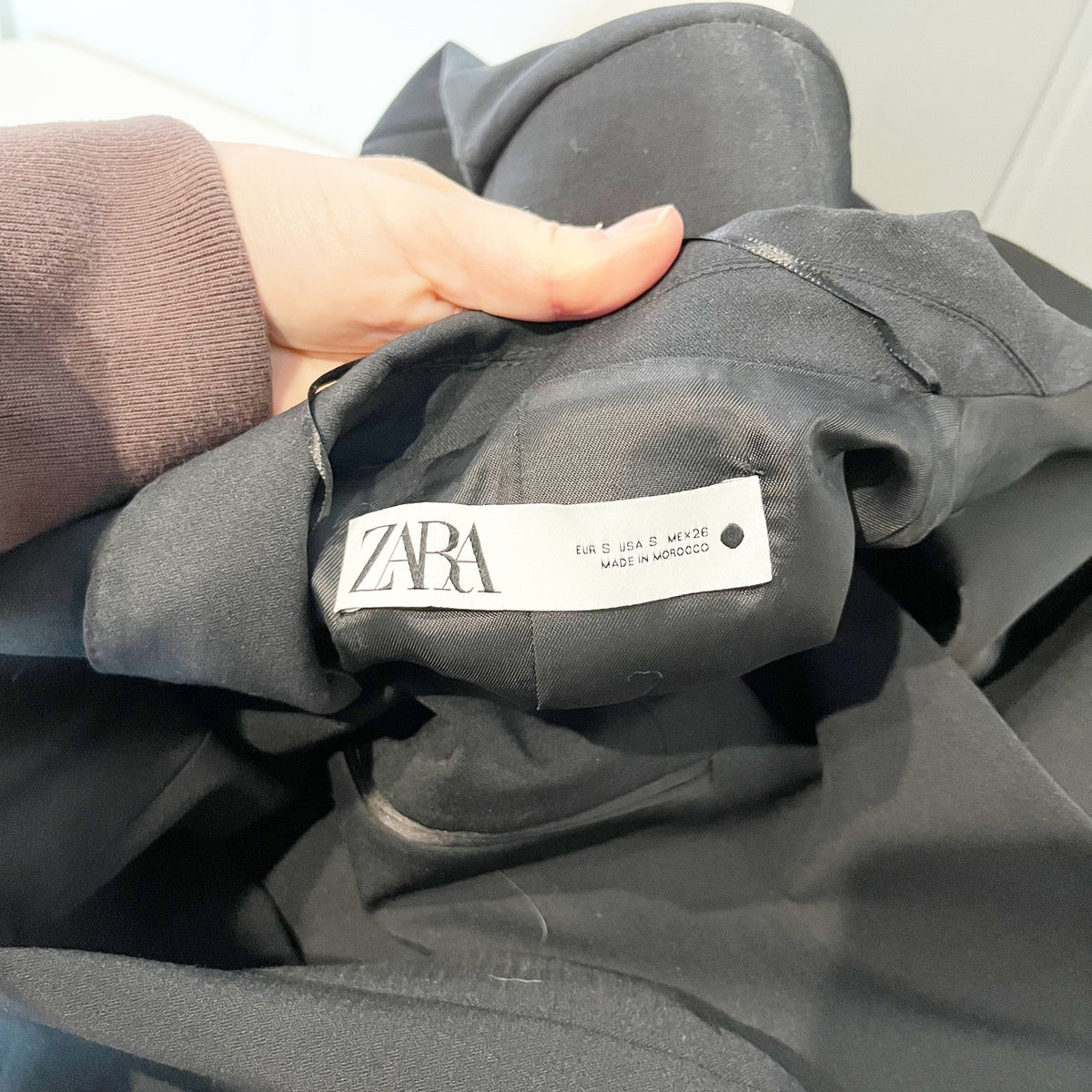 Zara Satin Lapel Long Sleeve Single Breasted Tuxedo Blazer Black Small
