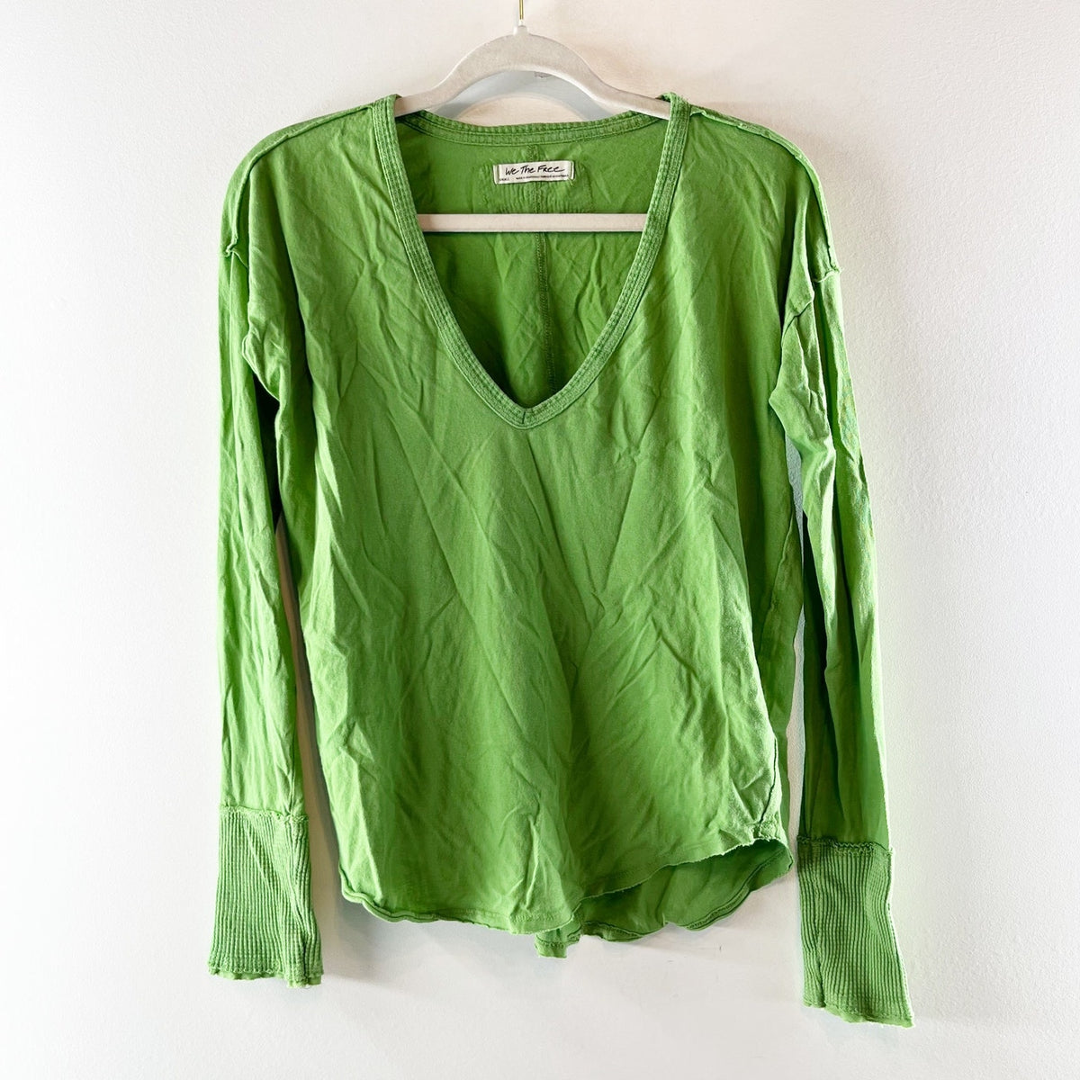 Free People Coastal Cruising Green V-Neck Long Sleeve Tee Shirt Top Small