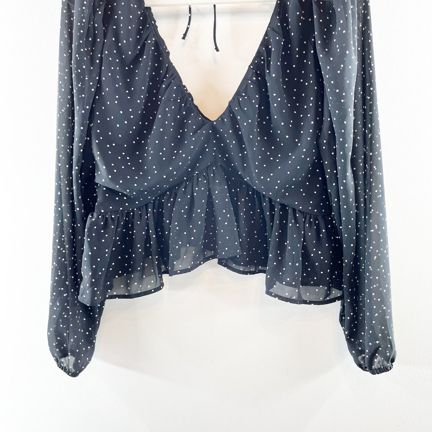 H&M Long Sleeve Polka Dot V Neck Peplum Crop Blouse Shirt Top Black Large