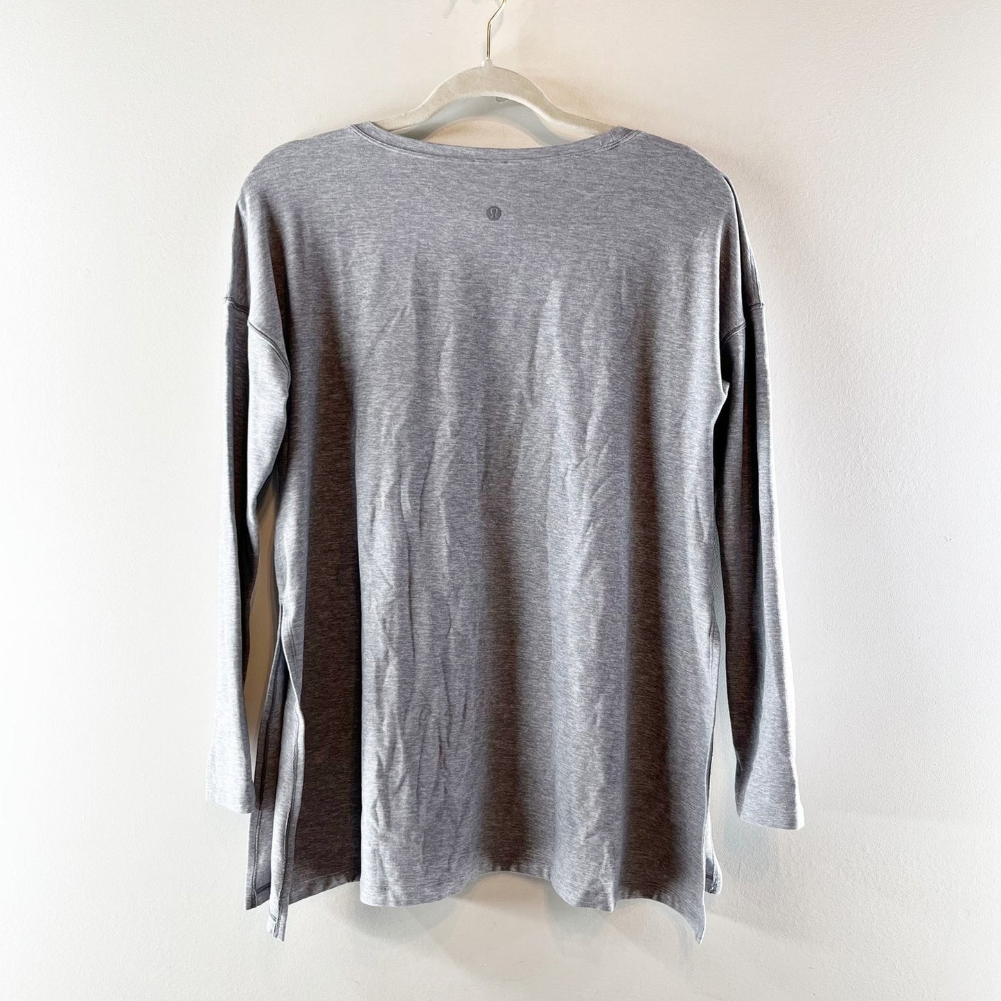 Lululemon Athletica Hit Unwind Long Sleeve T-Shirt Heathered Magnet Grey Small