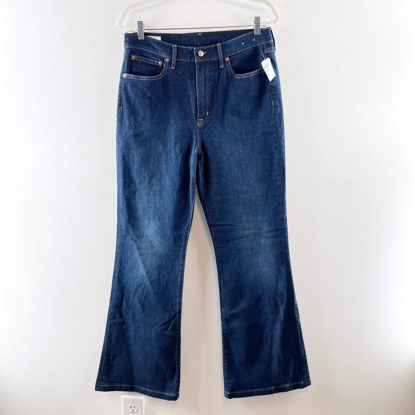 GAP High Rise 70s Flare Leg Jeans Dark Wash Blue 32 / 14