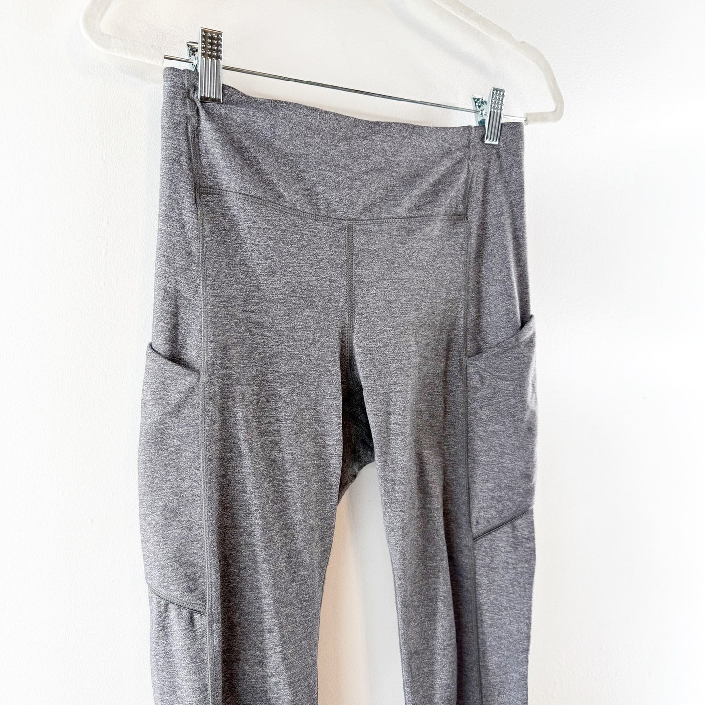 Lululemon Speed Up Crop Leggings 21" Heathered Black Gray 6