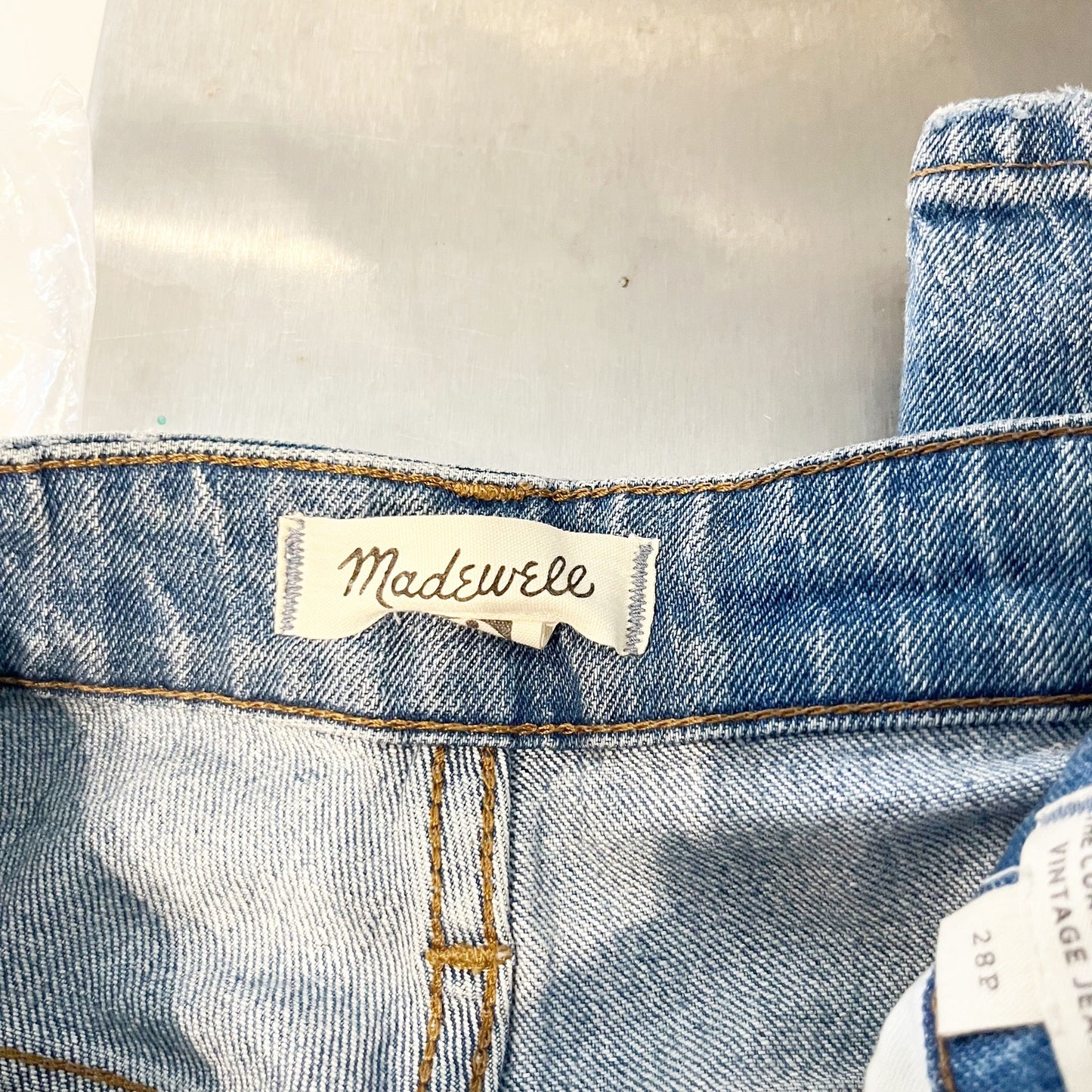 Madewell The Curvy Perfect Vintage High Waisted Straight Jeans Hoye Wash 28 P
