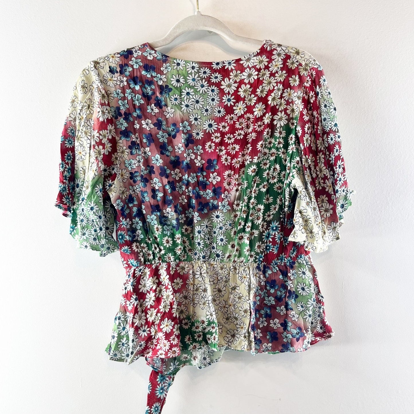 Eri + Ali Anthropologie Short Sleeve Floral V Neck Ruffle Blouse Top Green Pink
