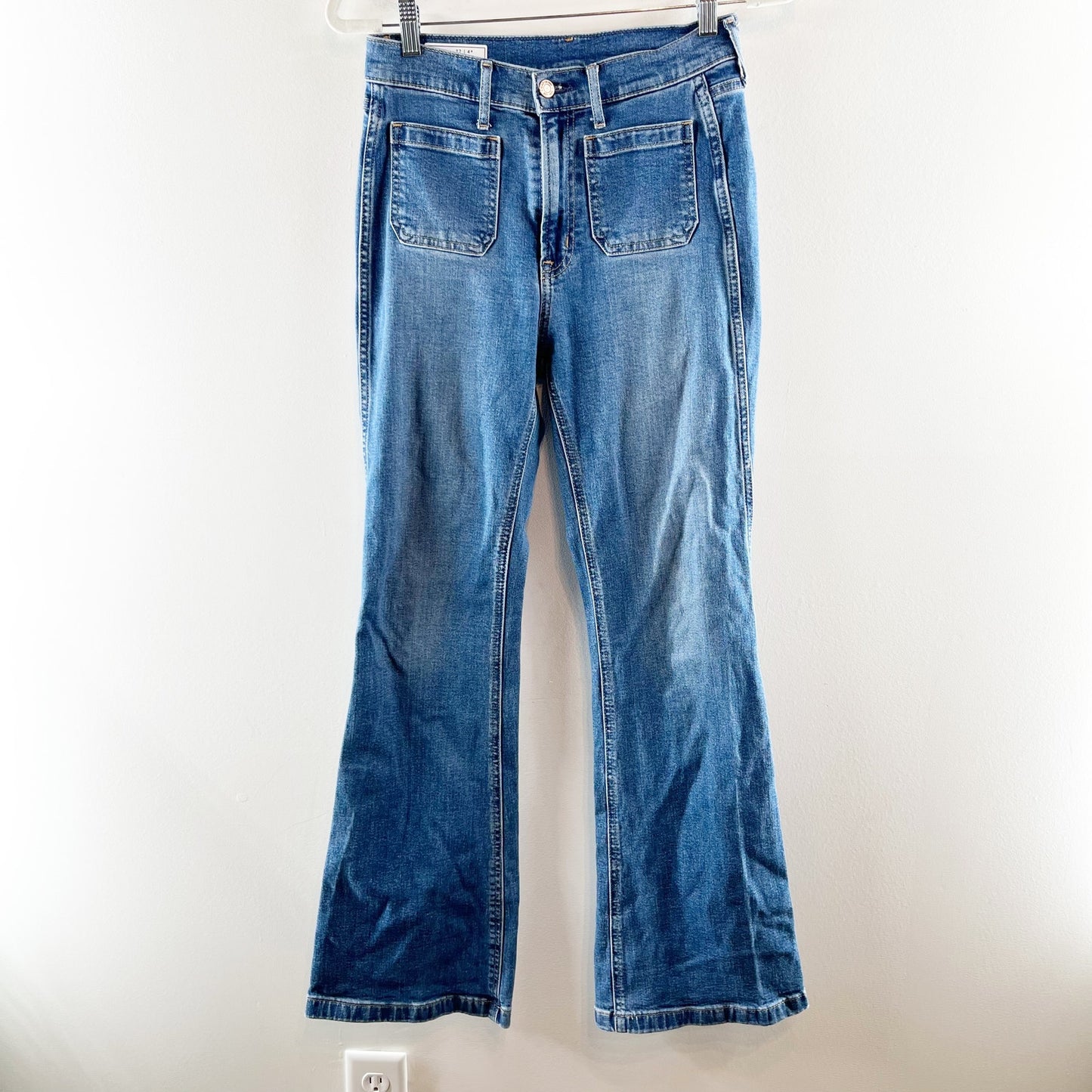 GAP 70s Flare Patch Pocket High Rise Jeans Blue 4 / 27