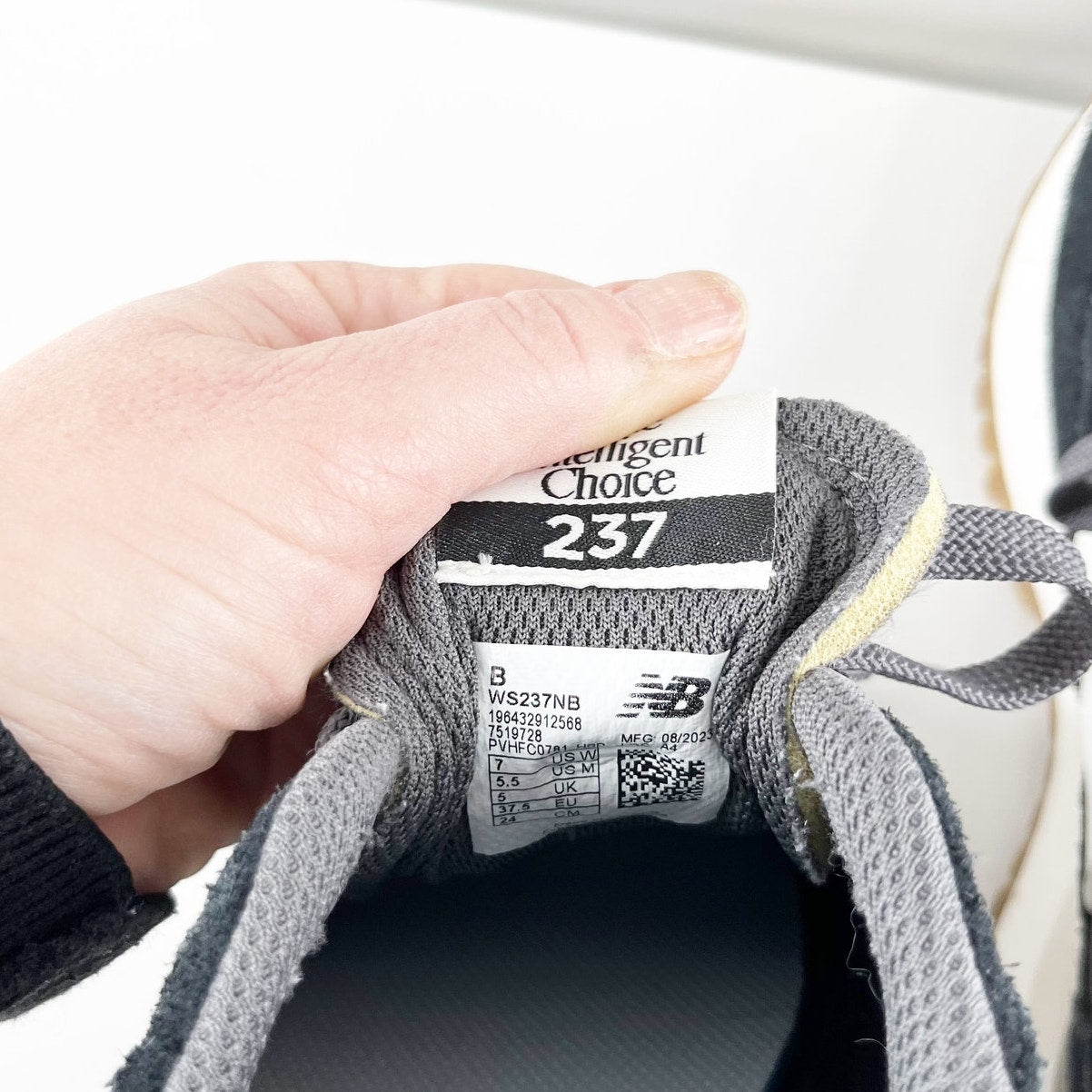 New Balance 237 Shoes Sneakers Black Magnet Sea Salt 7