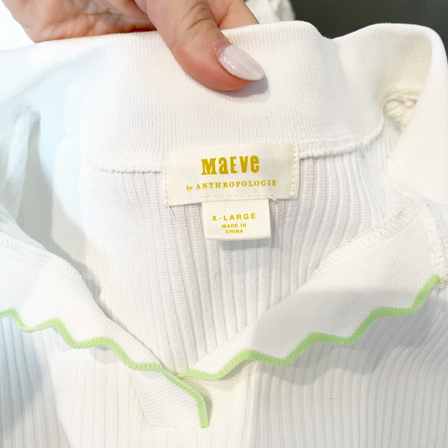 Maeve by Anthropologie Scalloped Short Sleeve Collared Polo Tee White Green XL
