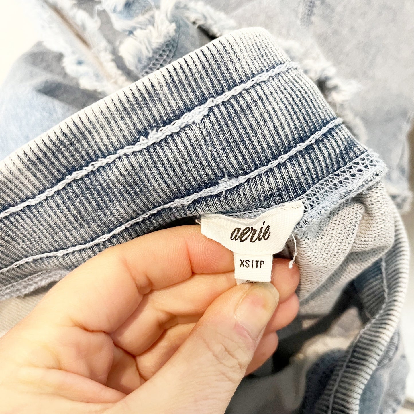 Aerie Soft Landing Pull On Mid Rise Wide Leg Trouser Jeans Light Wash Blue XS