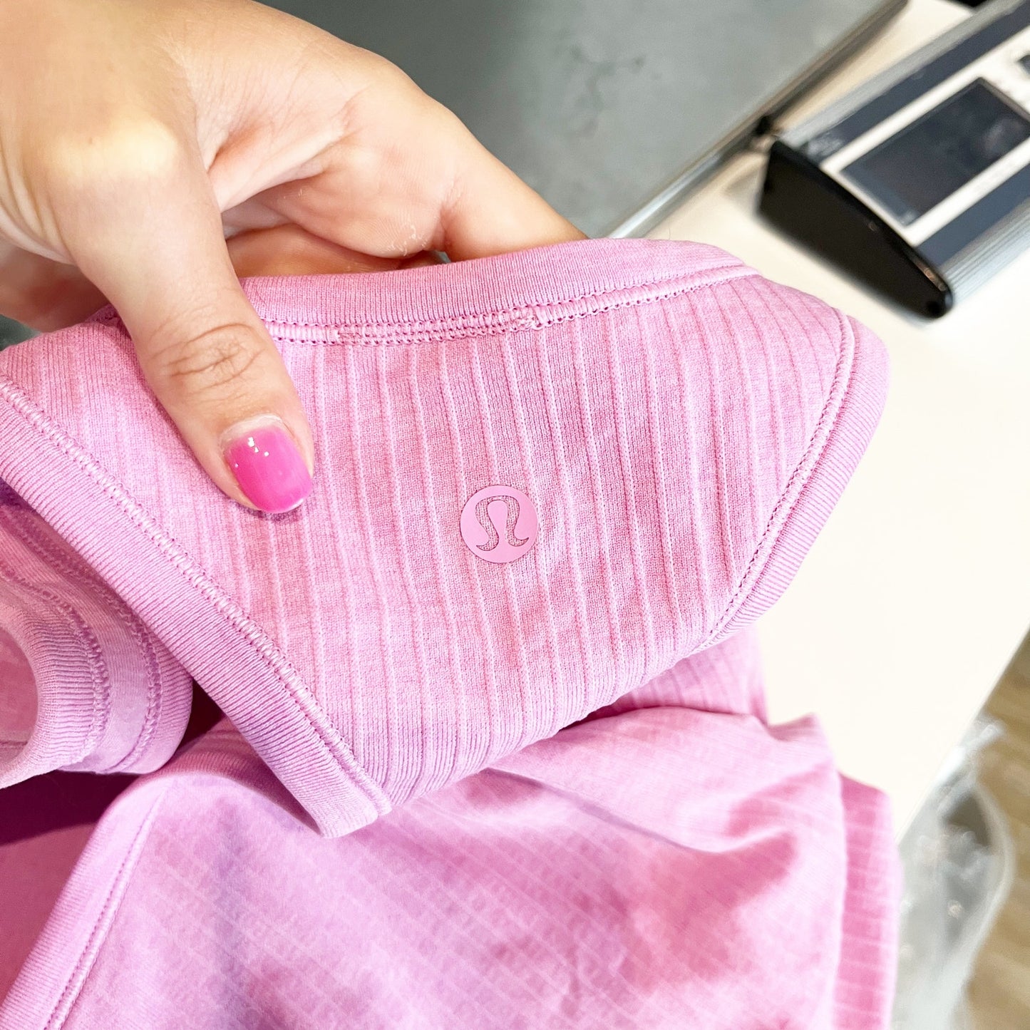Lululemon Ebb to Street Cropped Ribbed Racerback Tank Top Velvet Dust Pink 6