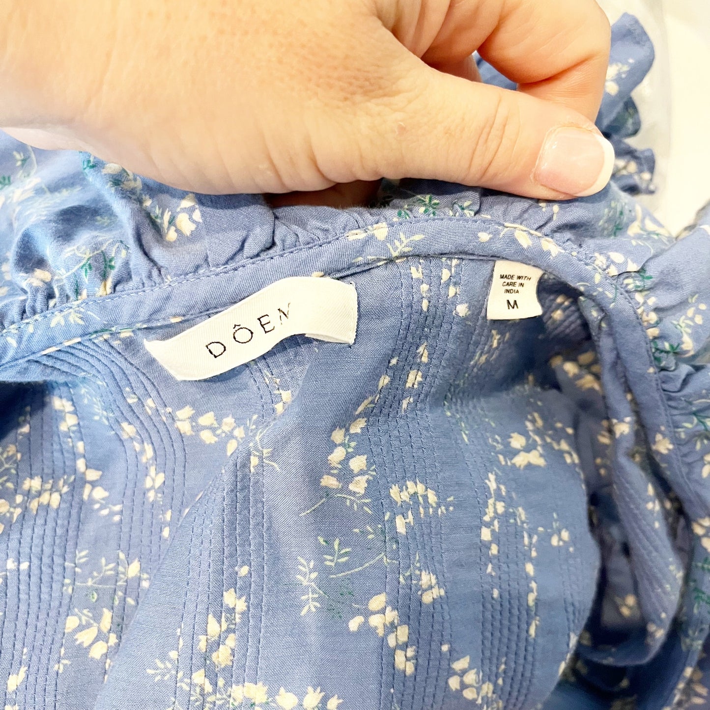 DOEN Henri Pleated Floral Puff Sleeve Button Front Blouse Top Blue Medium