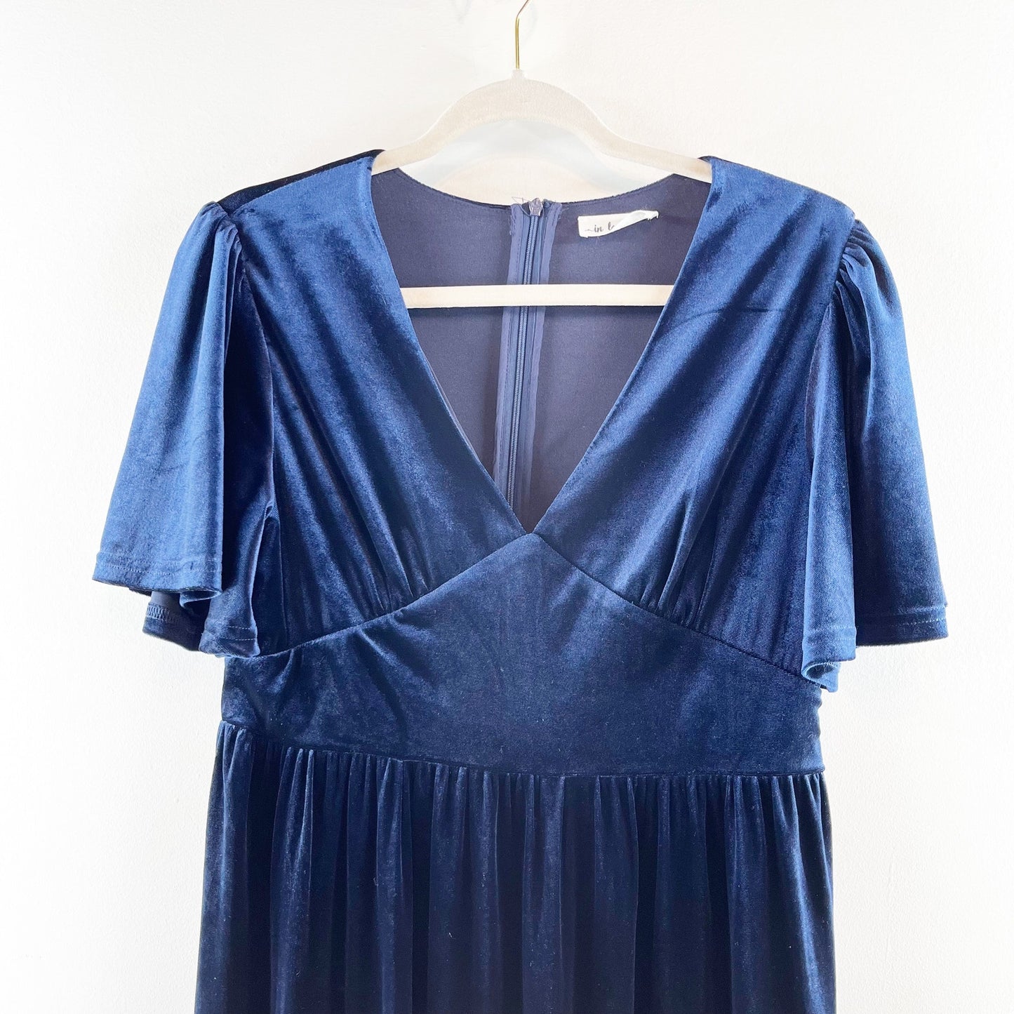 In Loom Velvet Flutter Sleeve V-Neck Tiered Ruffle Maxi Dress Midnight Blue M