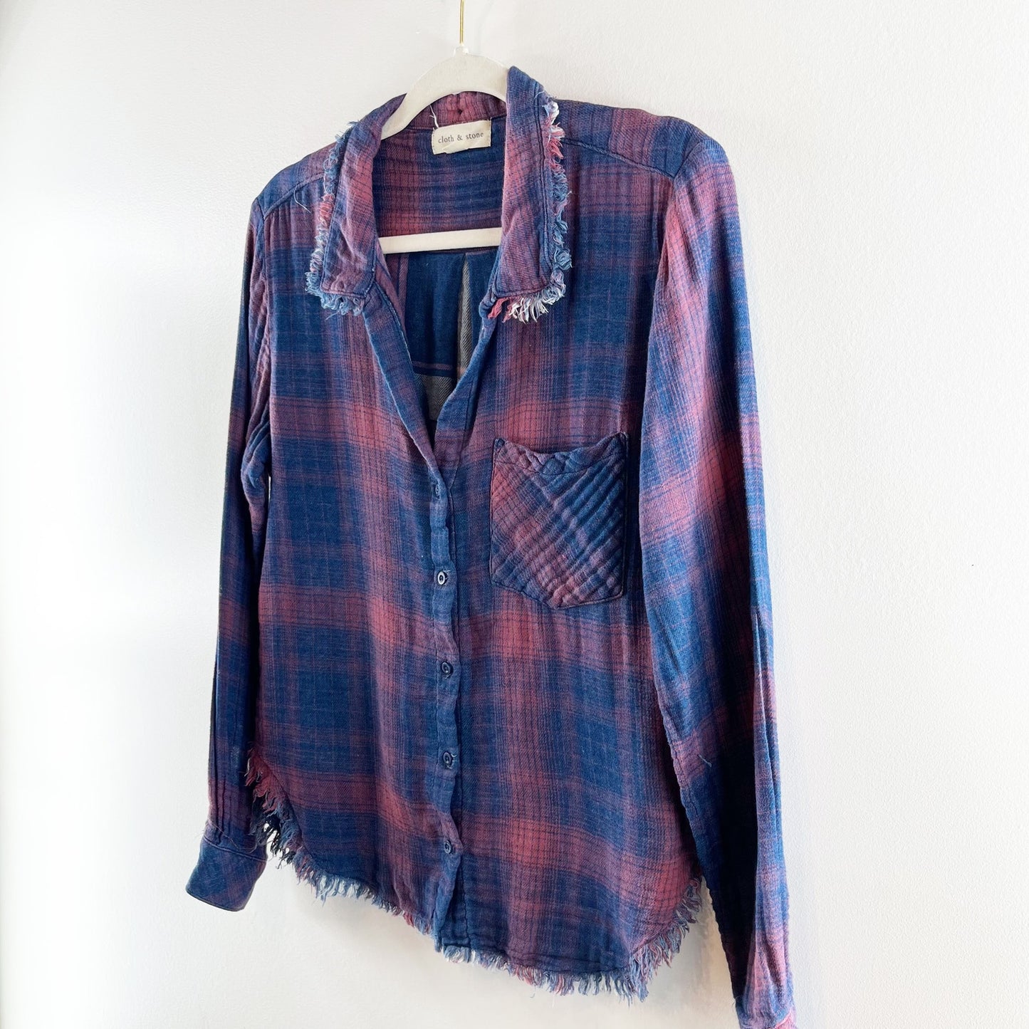 Cloth & Stone Plaid Long Sleeve Frayed Raw Hem Flannel Shirt Blue Red Small