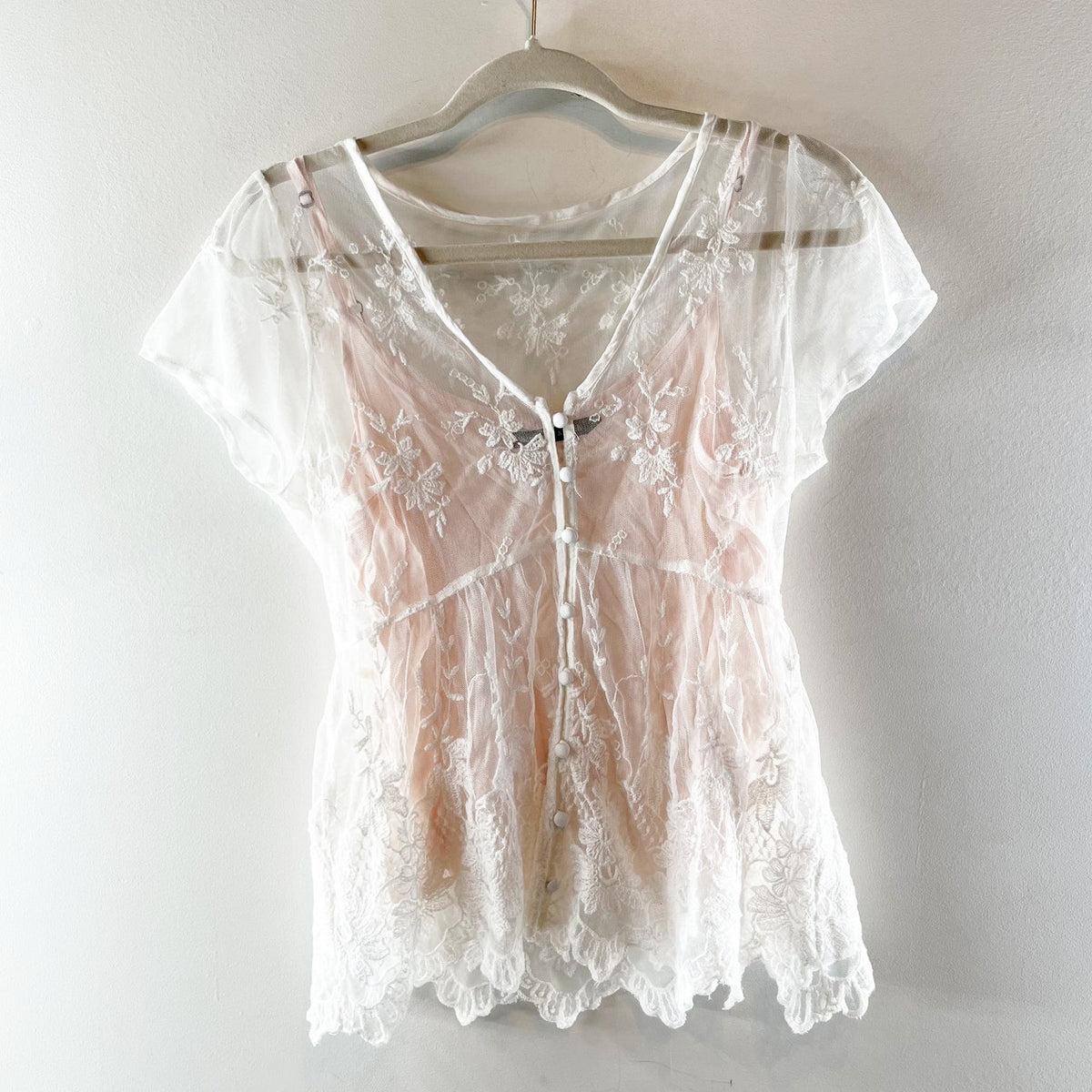 Abercrombie Short Sleeve Sheer Lace Top with Nude Cami Tank Top White Small