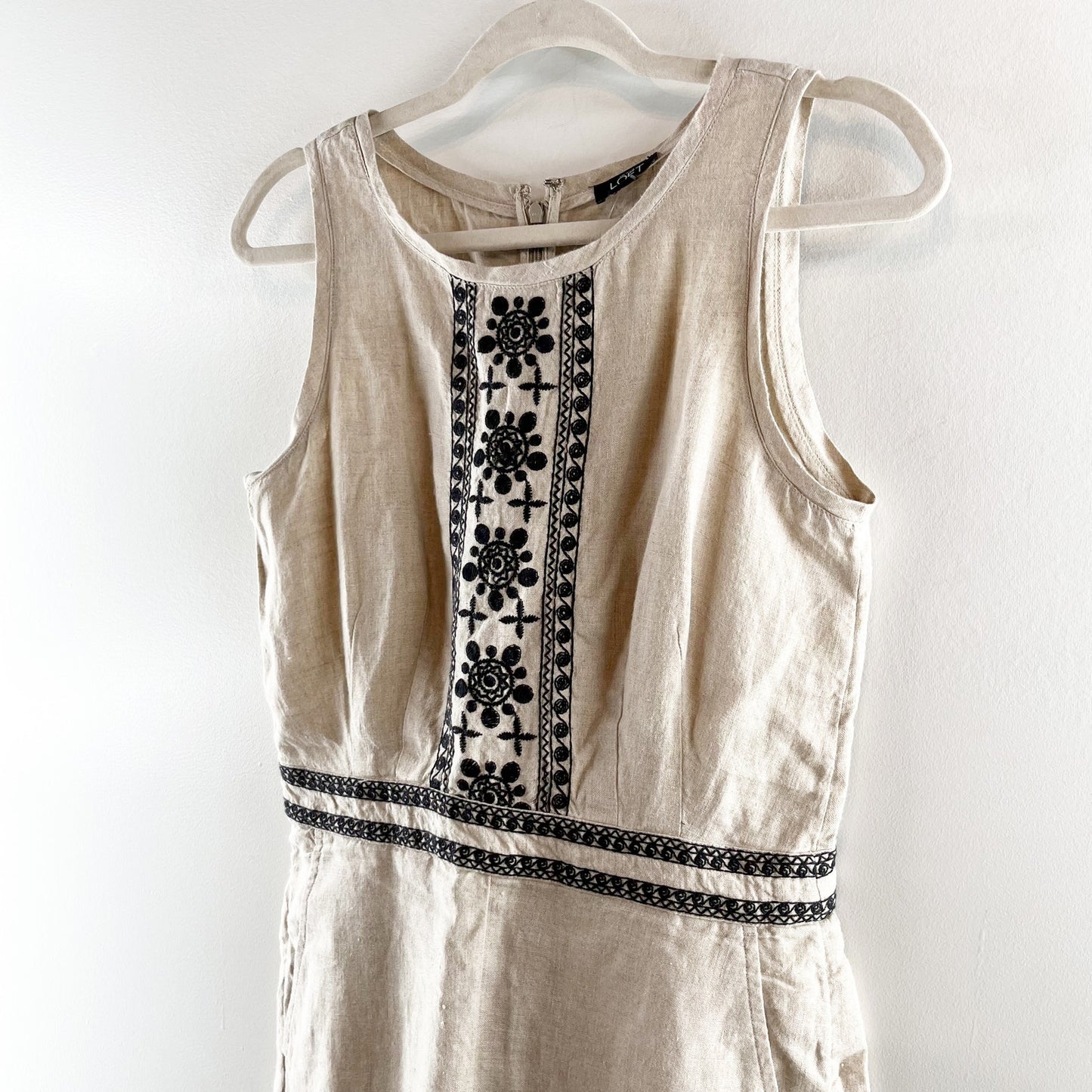 LOFT Linen Sleeveless Embroidered Romper Tan Beige Black 2 Petite