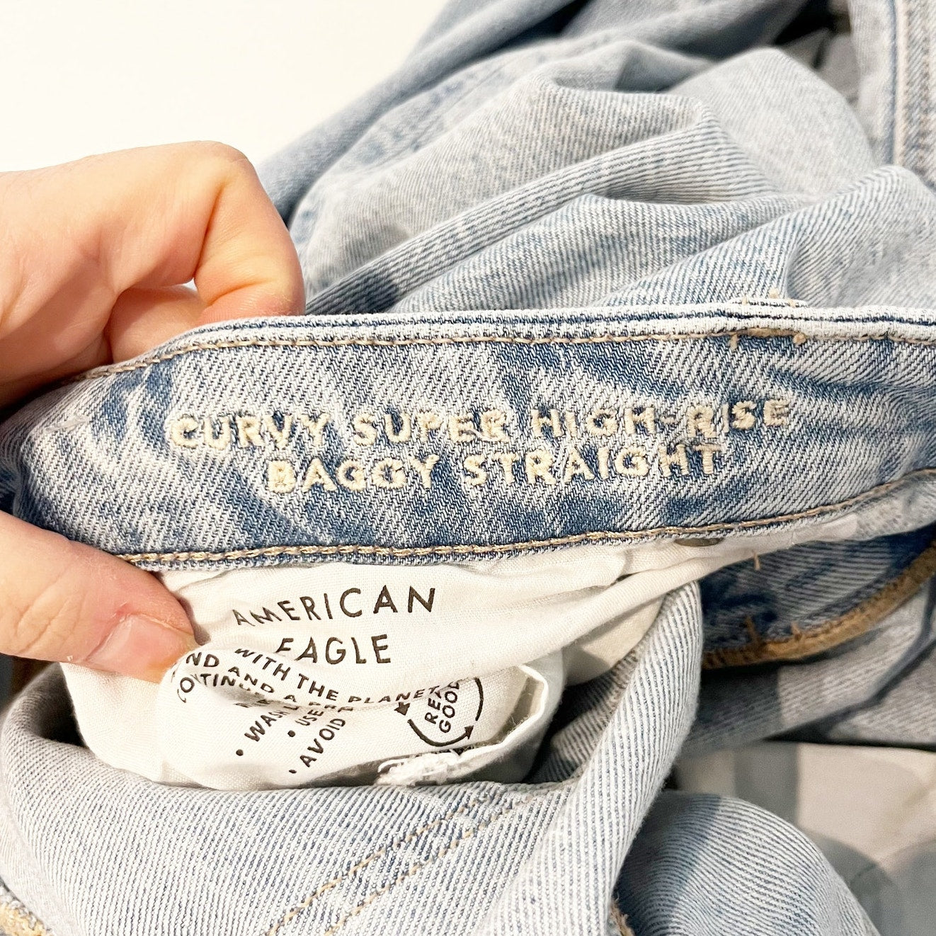 American Eagle Curvy Super High Rise Baggy Straight Jeans Blue 18 Short Petite