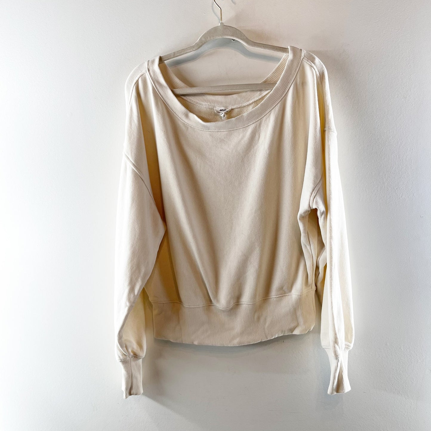 Aerie Long Sleeve Off The Shoulder Sweatshirt Cream Ivory Medium