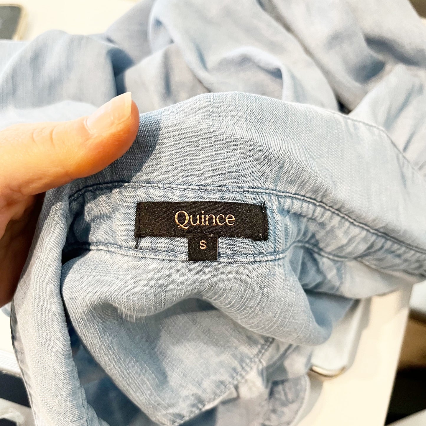 Quince Chambray Tencel Shirred Ruched Long Sleeve Button Down Shirt Blue Small
