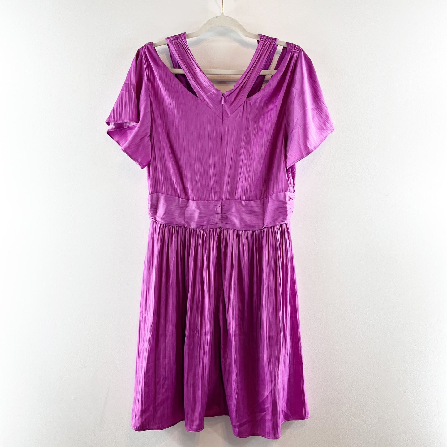 Anthropologie Short Sleeve Pleated Deep V-Neck Vibrant Mini Dress Purple 12