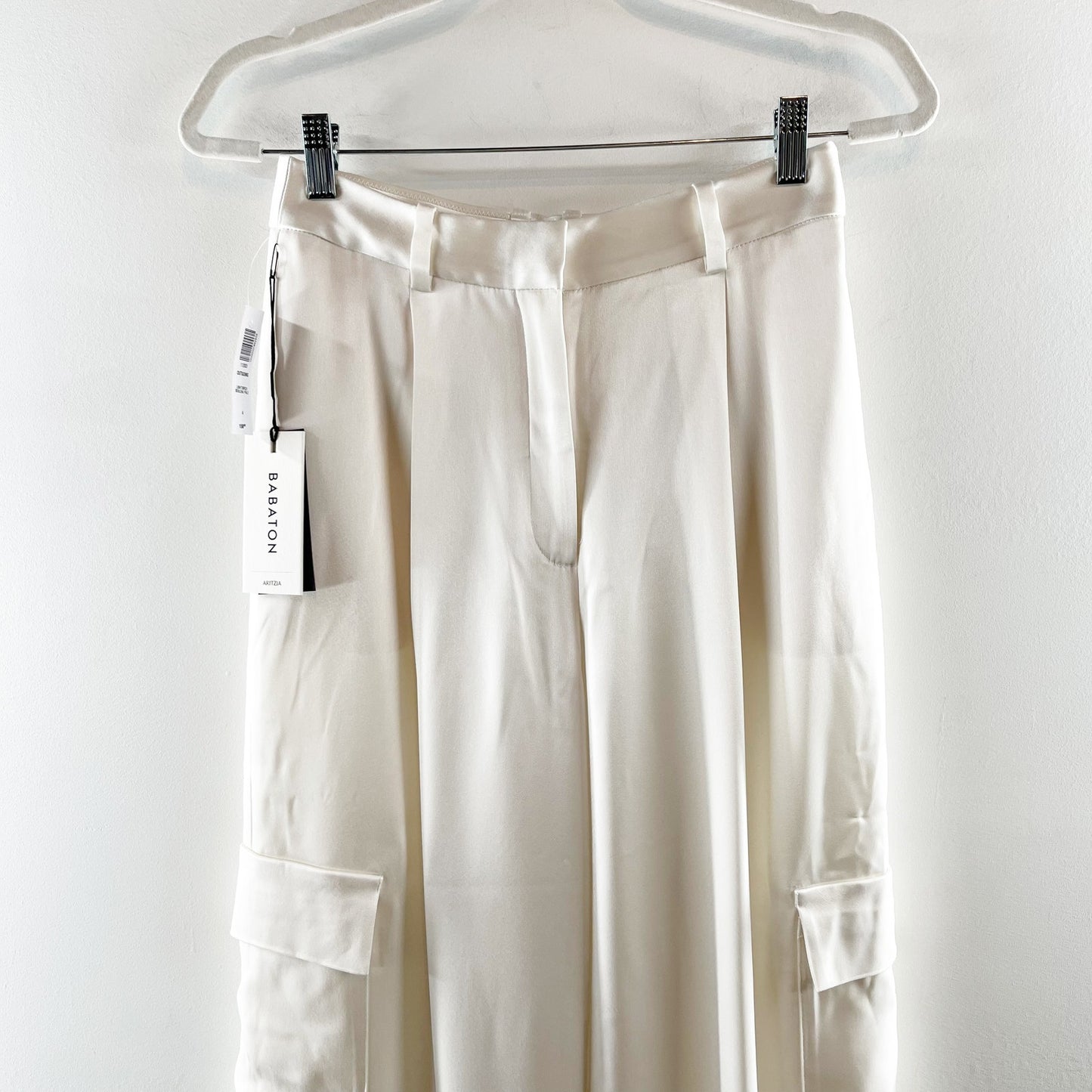 Aritzia Babaton Outgoing Satin Cargo Pants Light Birch Off White Cream 4