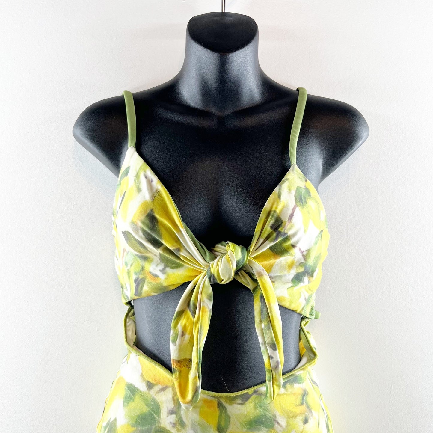 Lemon Print Cutout Strappy Back One Piece Swimsuit Yellow M / L