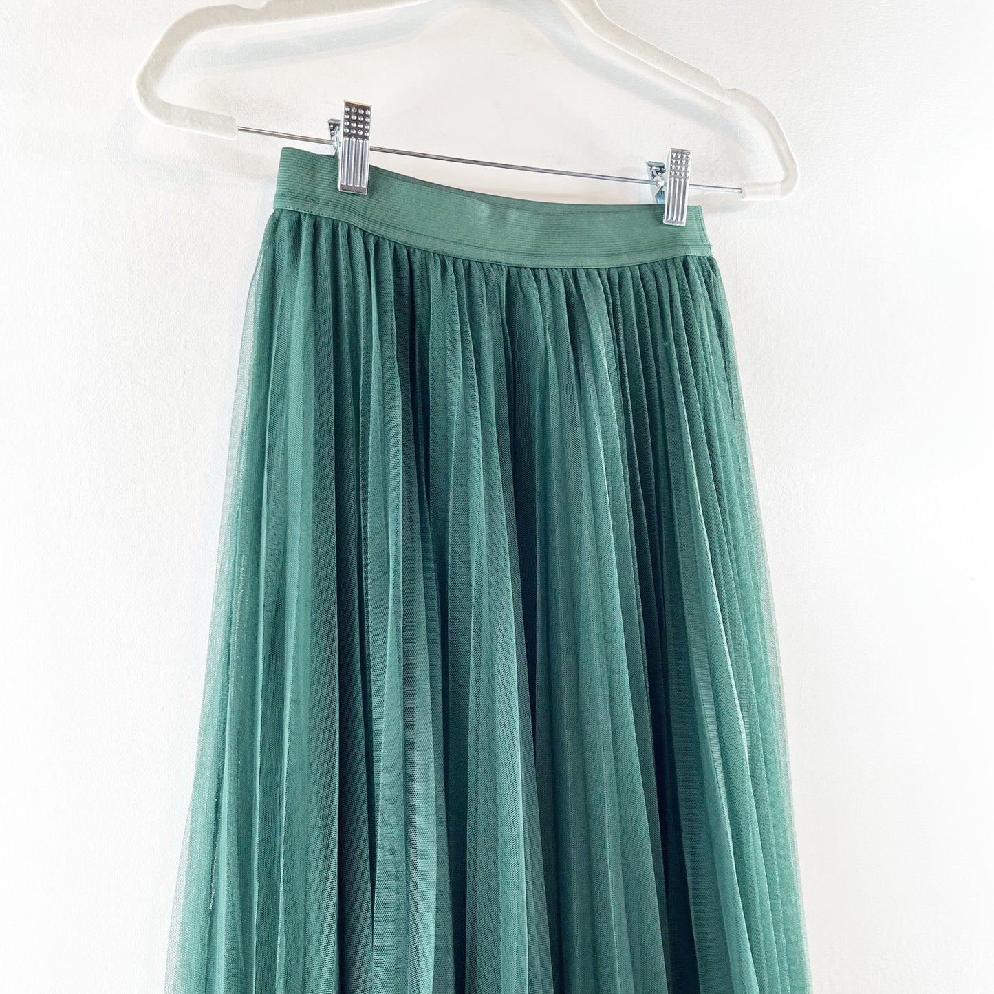 Lucy Paris Vienna Pleated Tulle Midi Skirt Hunter Green Small