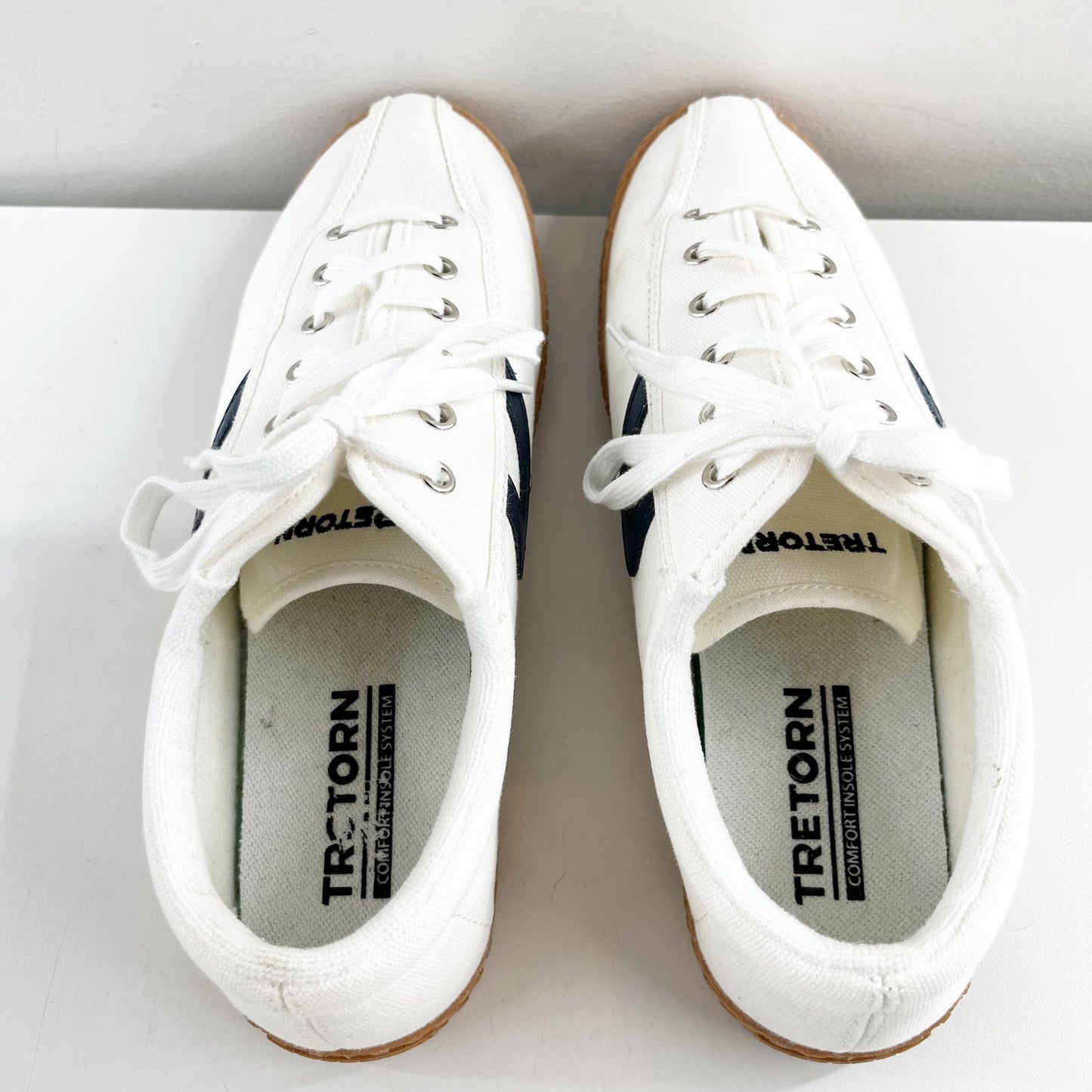 Tretorn Nylite Canvas Lace Up Low Top Sneakers White Navy Blue Gum 8