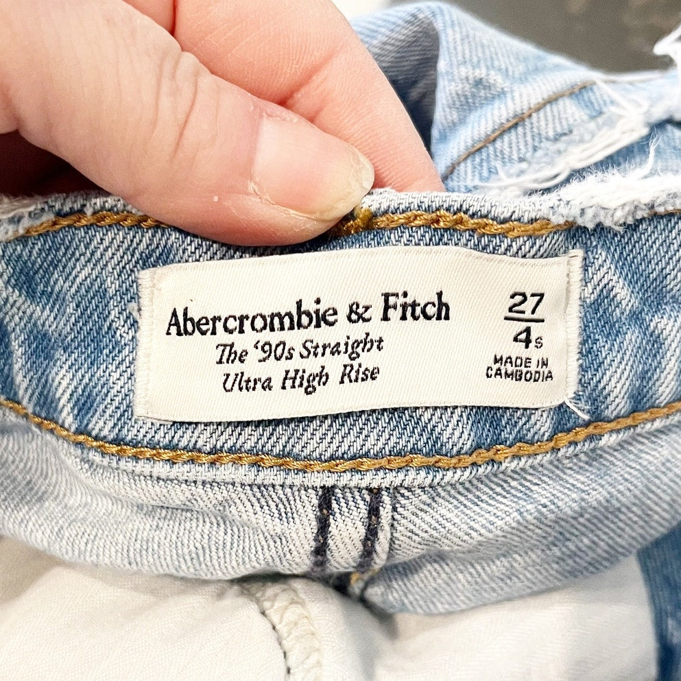 Abercrombie & Fitch The '90s Straight Ultra High Rise Distressed Jeans Blue 4 S