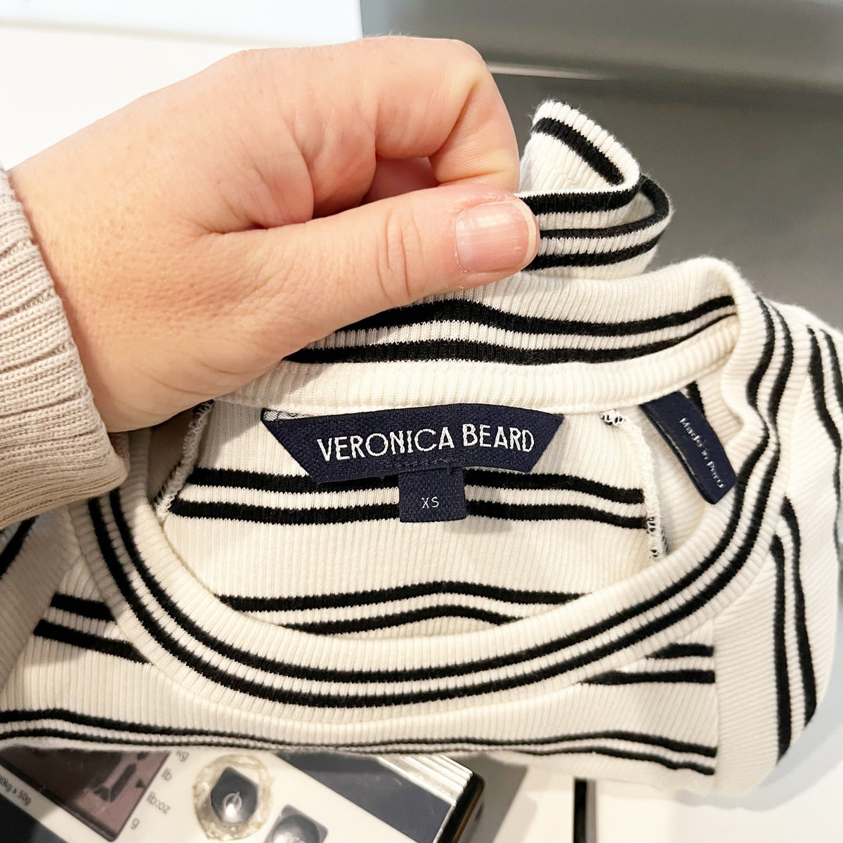 Veronica Beard Delano Puff Long Sleeve Striped Tee Shirt Top Black White XS