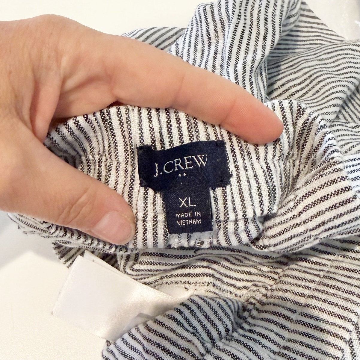 J. Crew Linen Blend Pull On Shorts Blue White Striped XL