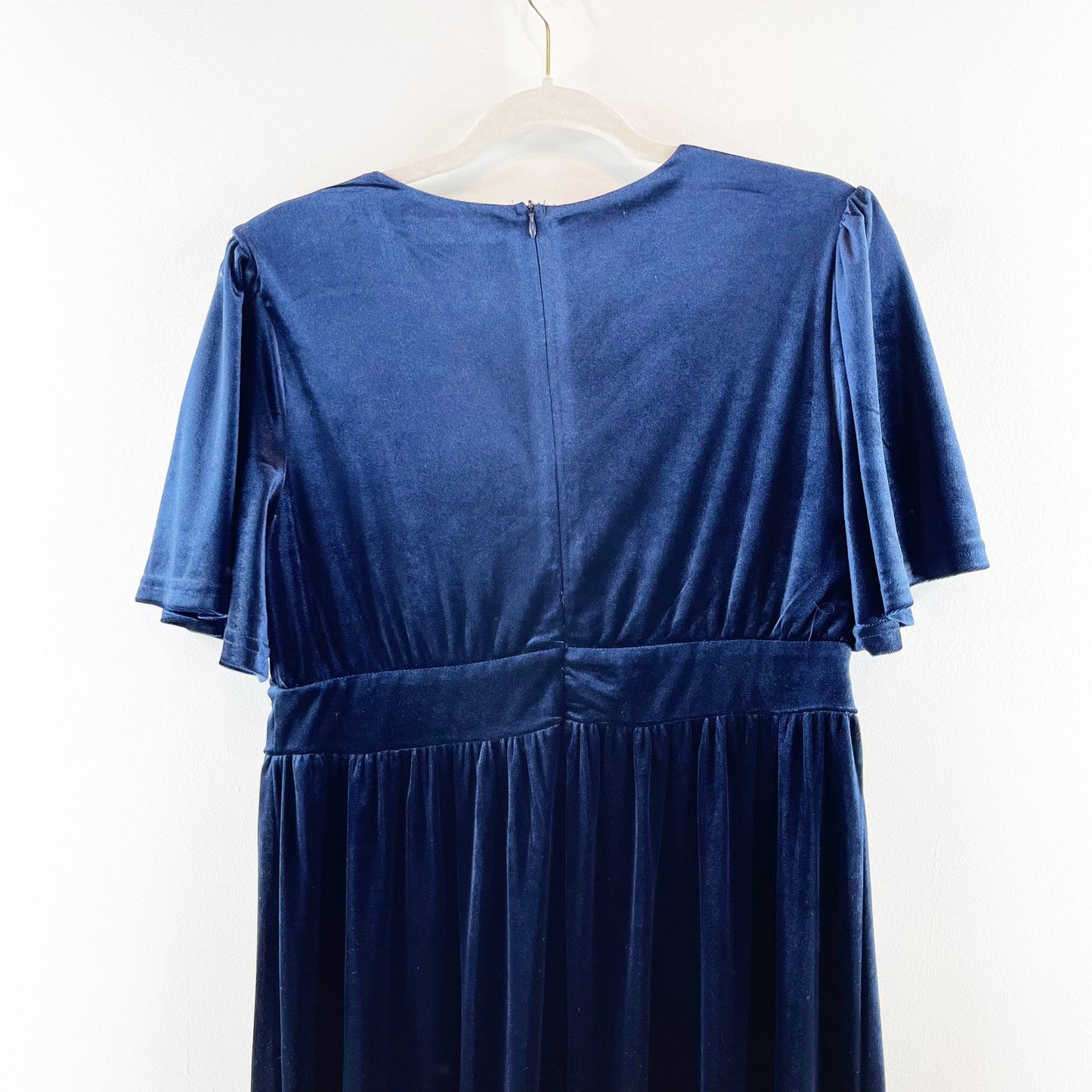 In Loom Velvet Flutter Sleeve V-Neck Tiered Ruffle Maxi Dress Midnight Blue M